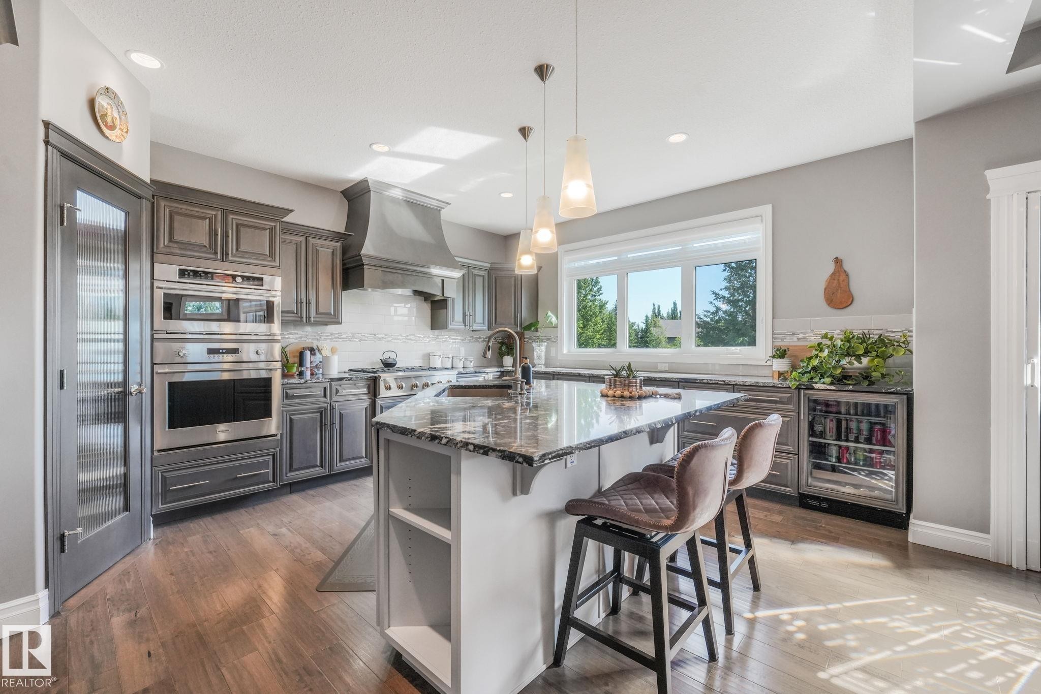 412 Ravine Court, Devon, AB