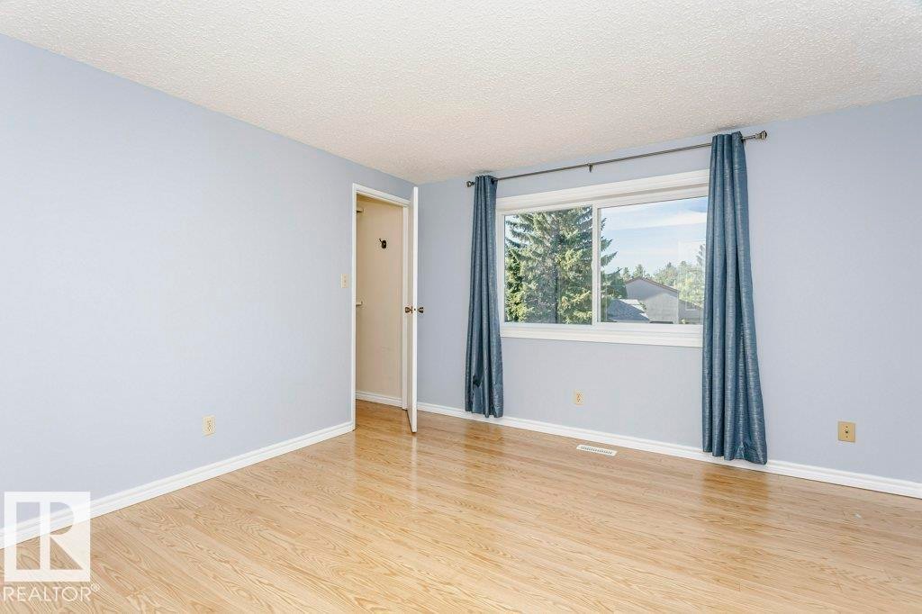5510 92C Avenue, Edmonton, AB