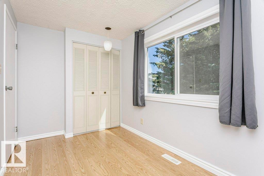 5510 92C Avenue, Edmonton, AB