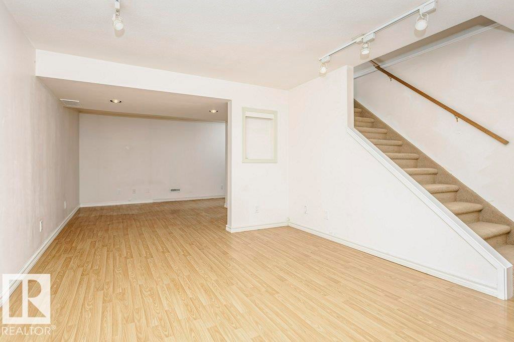 5510 92C Avenue, Edmonton, AB