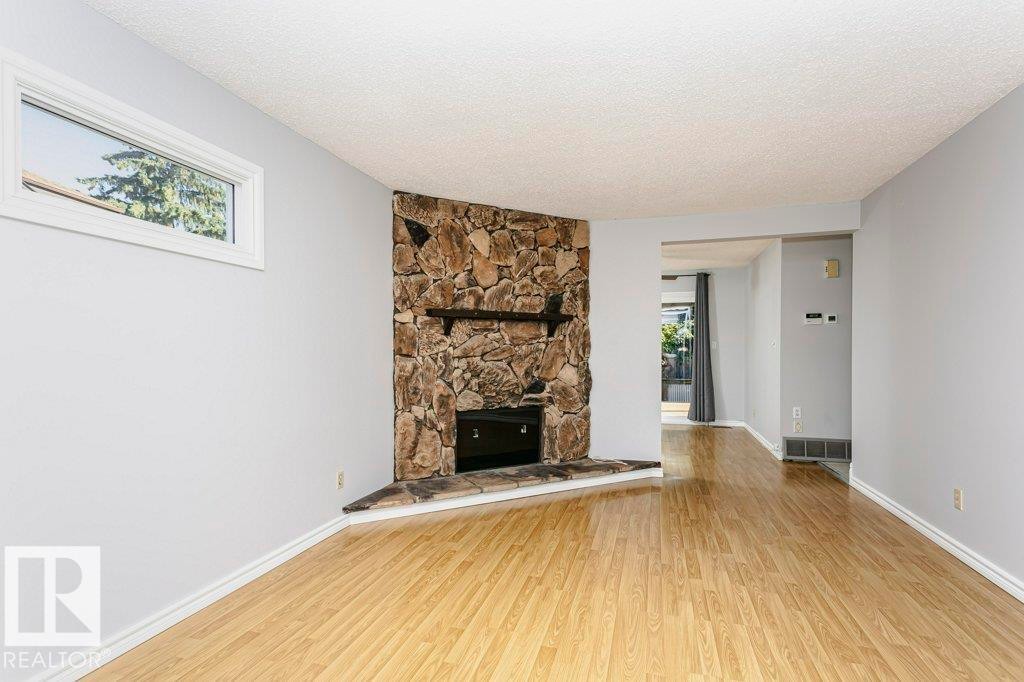 5510 92C Avenue, Edmonton, AB