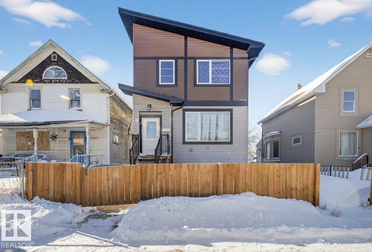 #2 11616 82 St Nw, Edmonton, AB - Outdoor