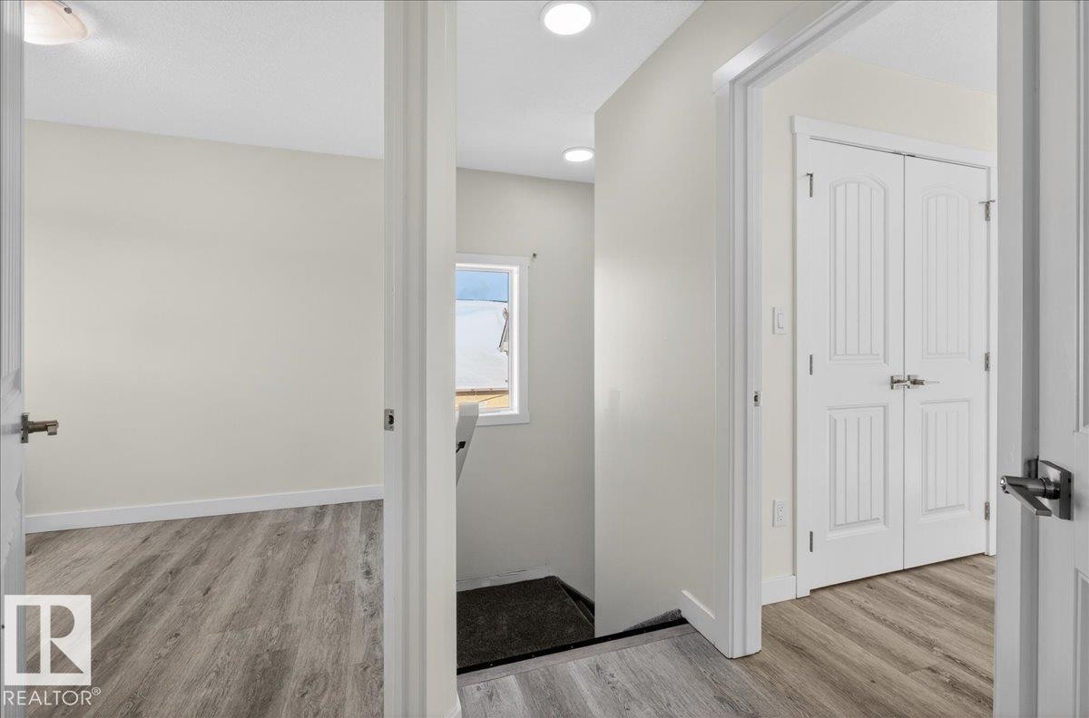 #2 11616 82 St Nw, Edmonton, AB - Indoor Photo Showing Other Room
