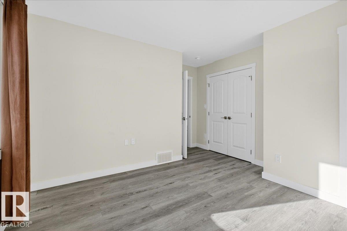 #2 11616 82 St Nw, Edmonton, AB - Indoor Photo Showing Other Room