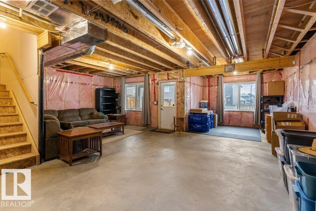 3632 Hummingbird Way, Edmonton, AB