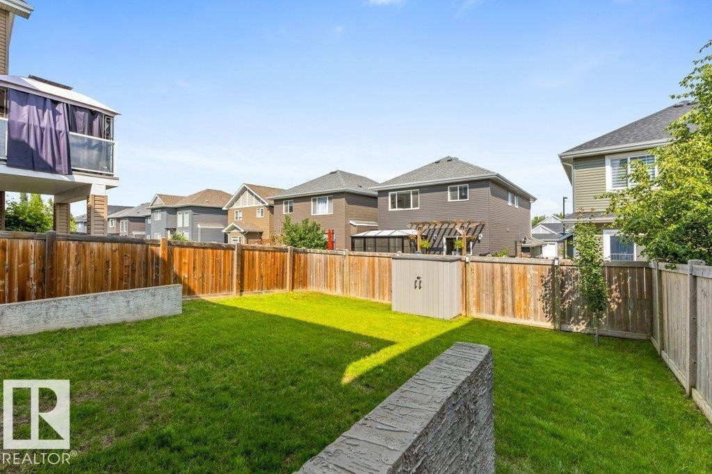 3632 Hummingbird Way, Edmonton, AB