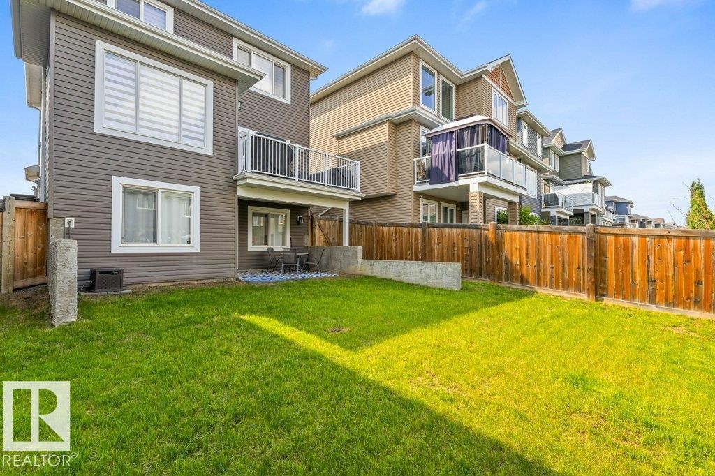 3632 Hummingbird Way, Edmonton, AB
