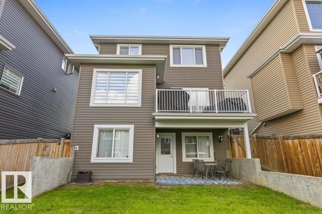 3632 Hummingbird Way, Edmonton, AB