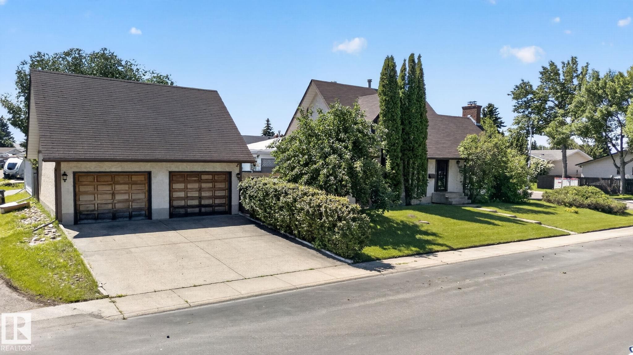 7819 22 Avenue, Edmonton, AB