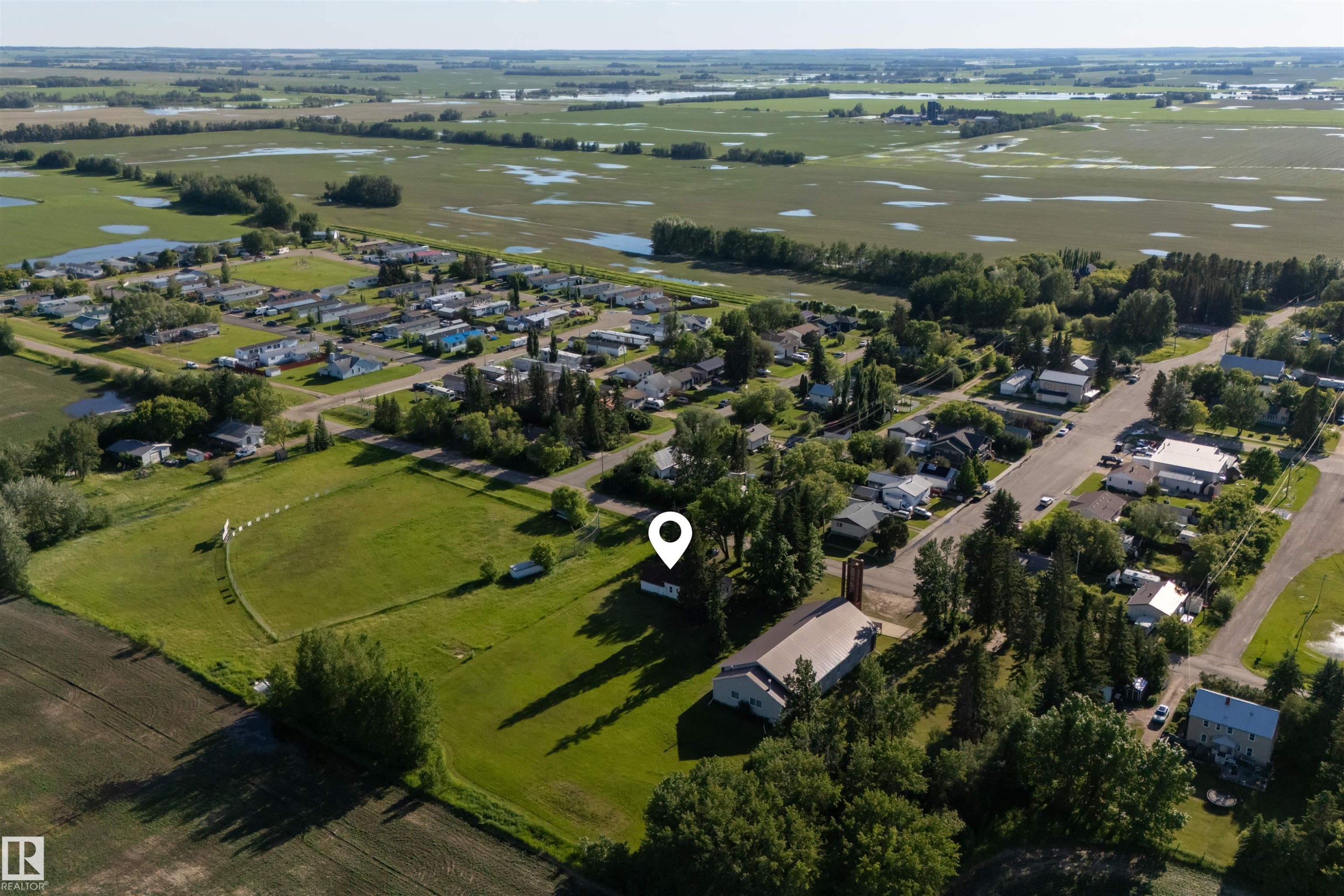 4904 49 Street, Vimy, AB