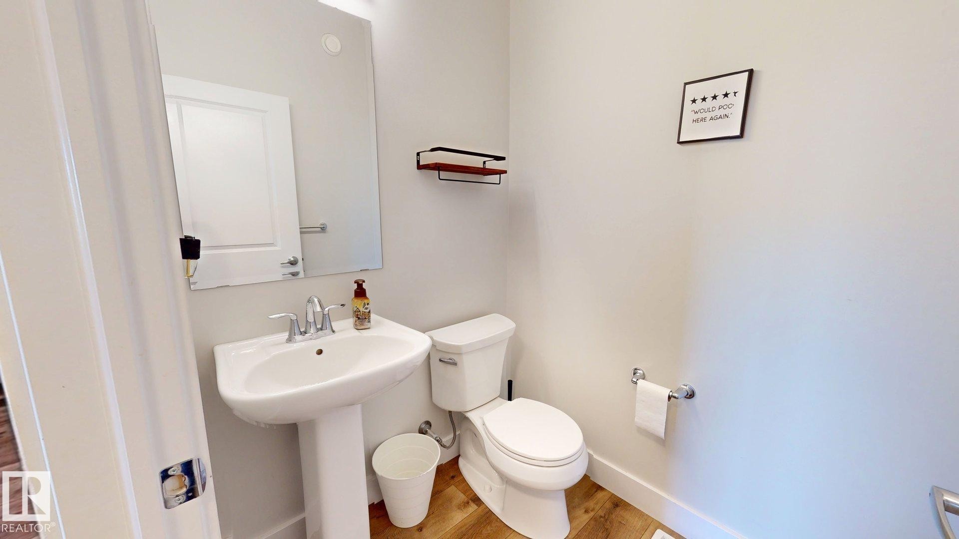 3805 Cherry Loop Sw, Edmonton, AB - Indoor Photo Showing Bathroom