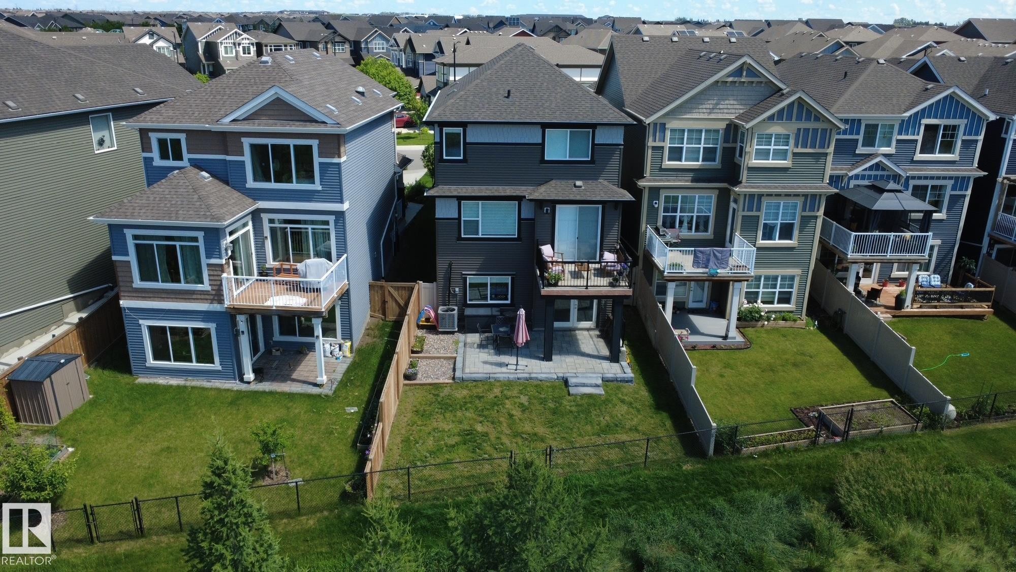 3805 Cherry Loop Sw, Edmonton, AB - Outdoor With Facade