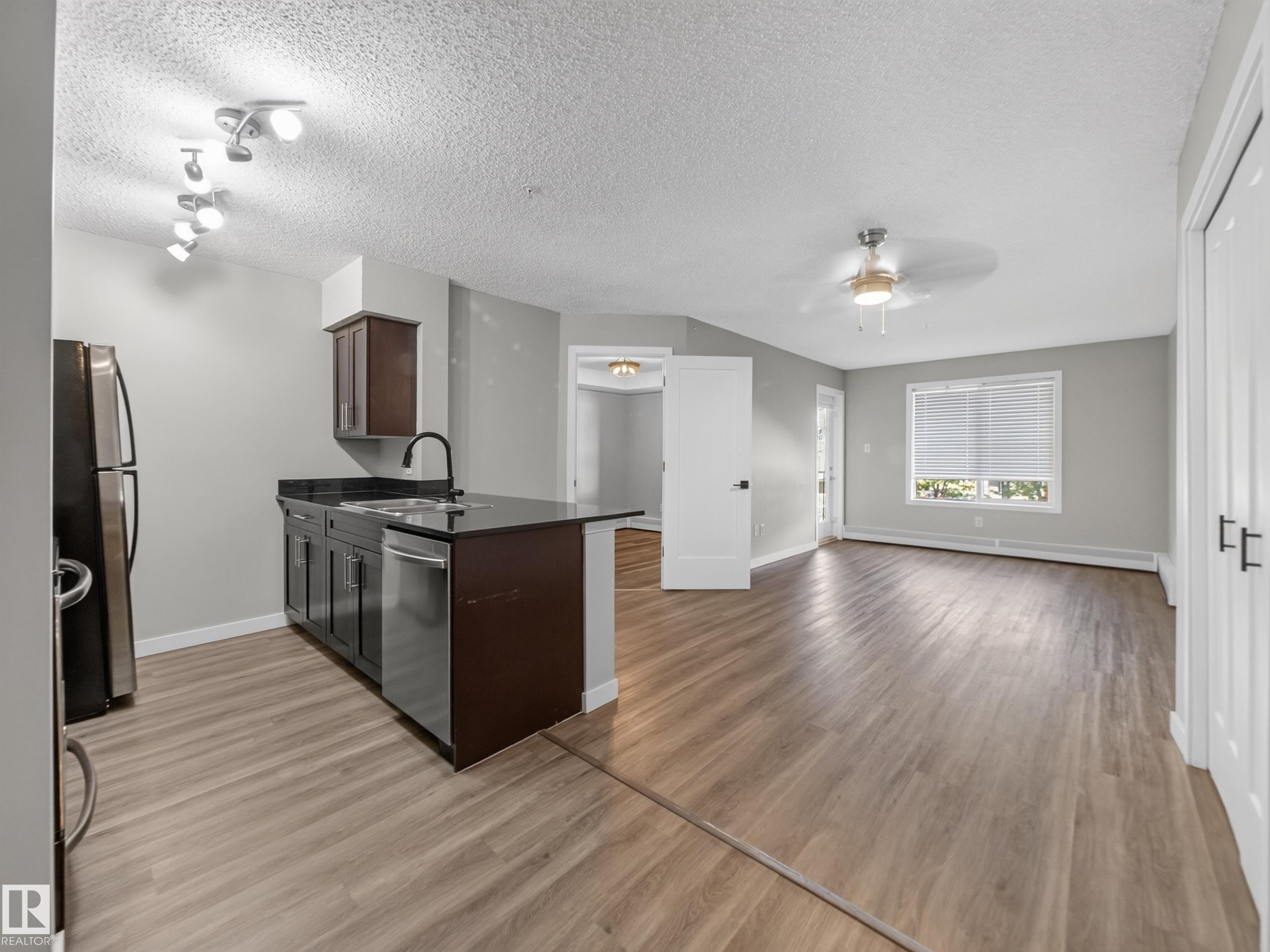 211 1080 Mcconachie Boulevard, Edmonton, AB
