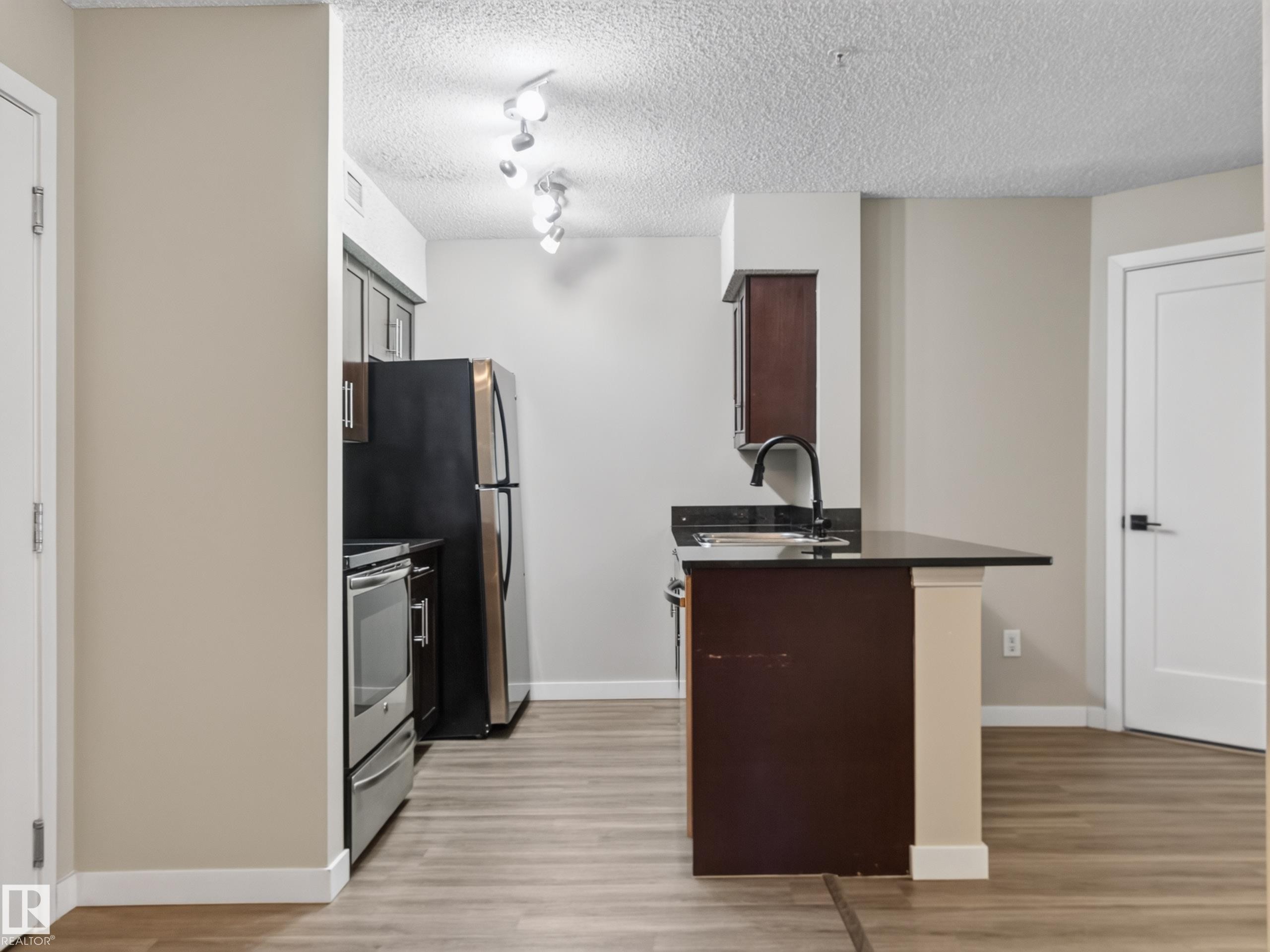 211 1080 Mcconachie Boulevard, Edmonton, AB