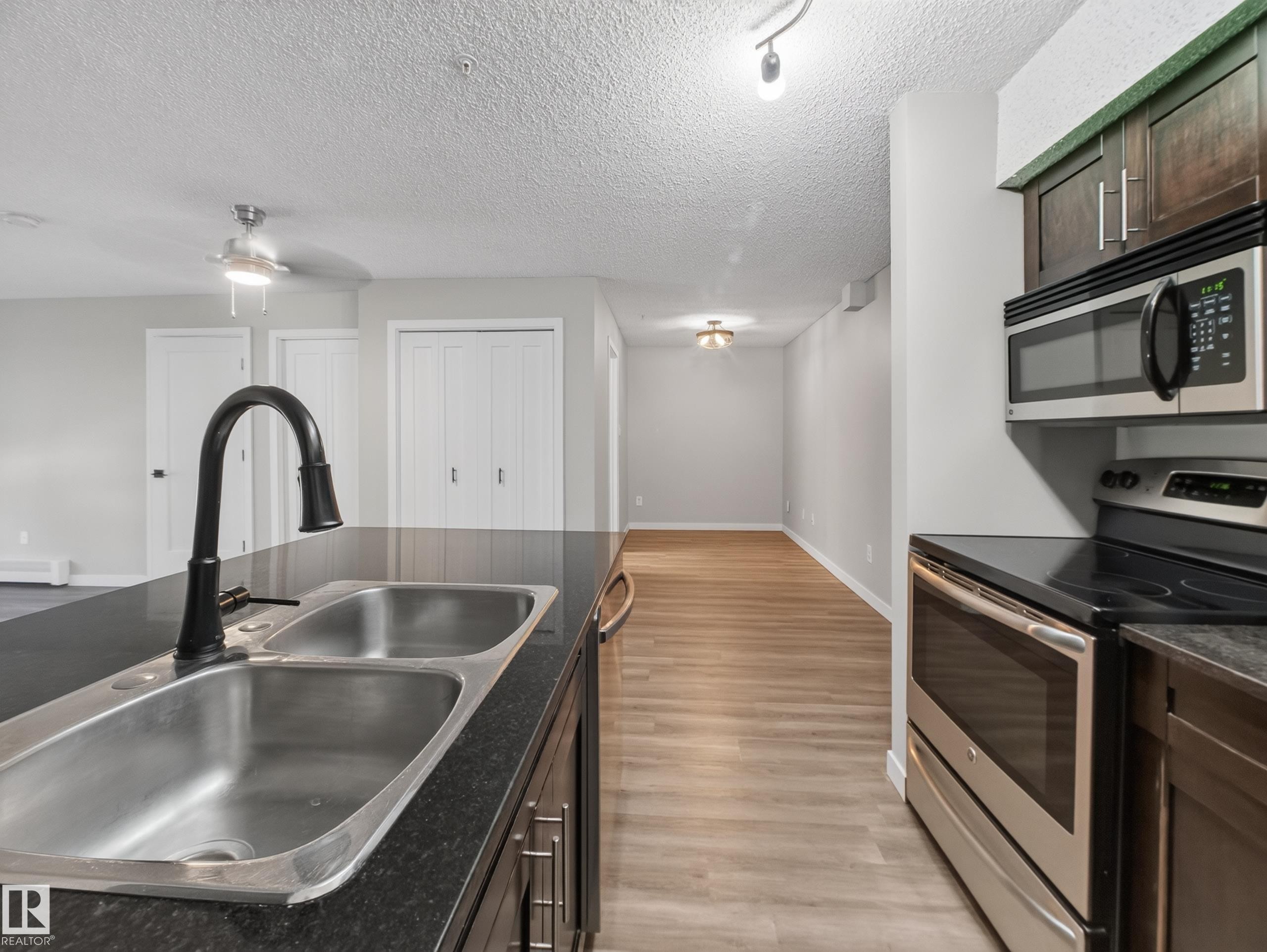 211 1080 Mcconachie Boulevard, Edmonton, AB