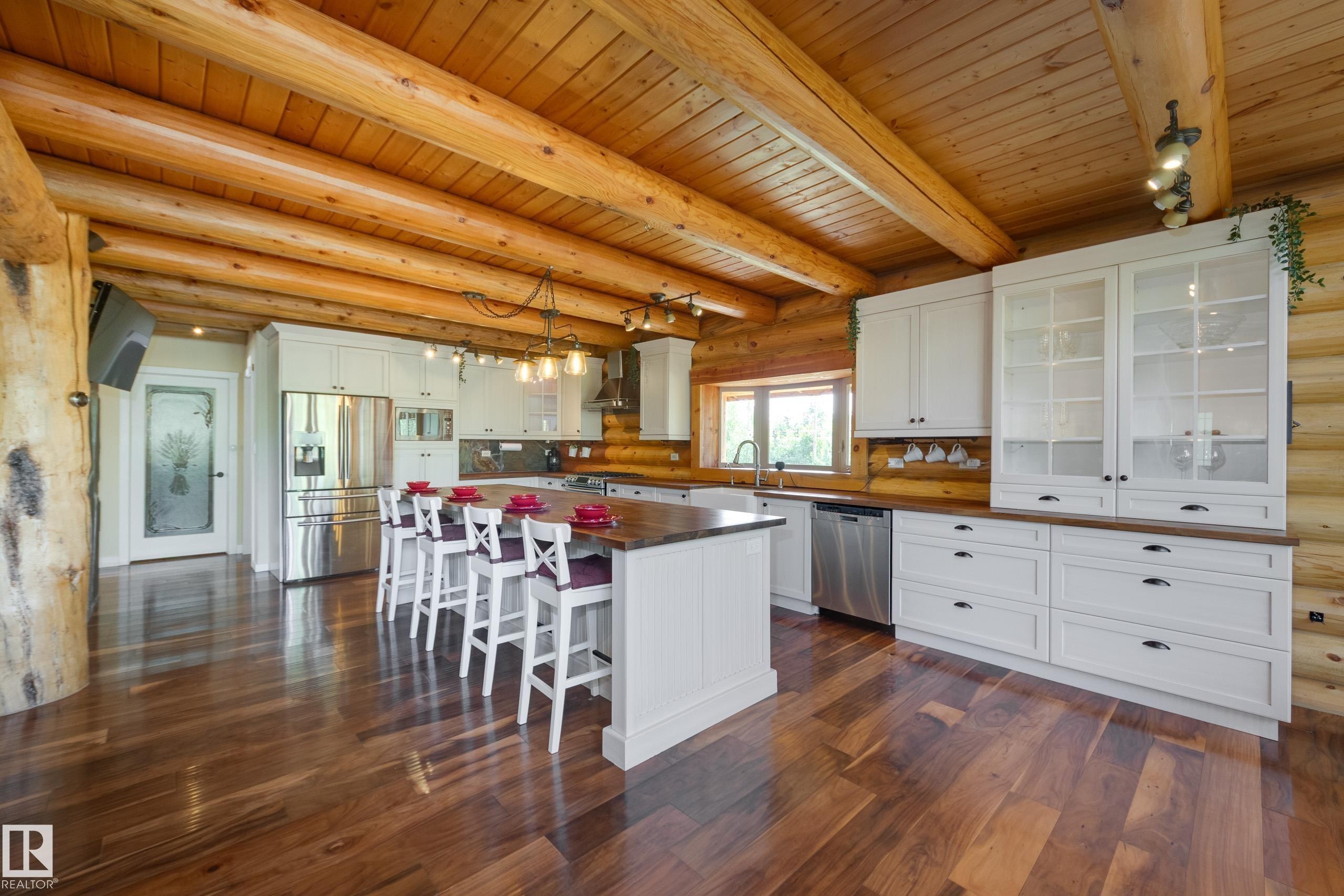 3-54227 Rge Road 275, Rural Sturgeon County, AB - Indoor