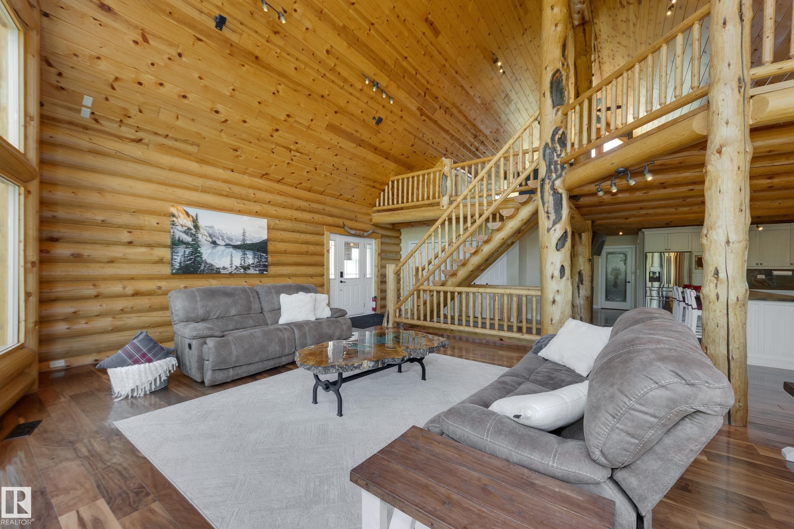 3-54227 Rge Road 275, Rural Sturgeon County, AB - Indoor With Fireplace