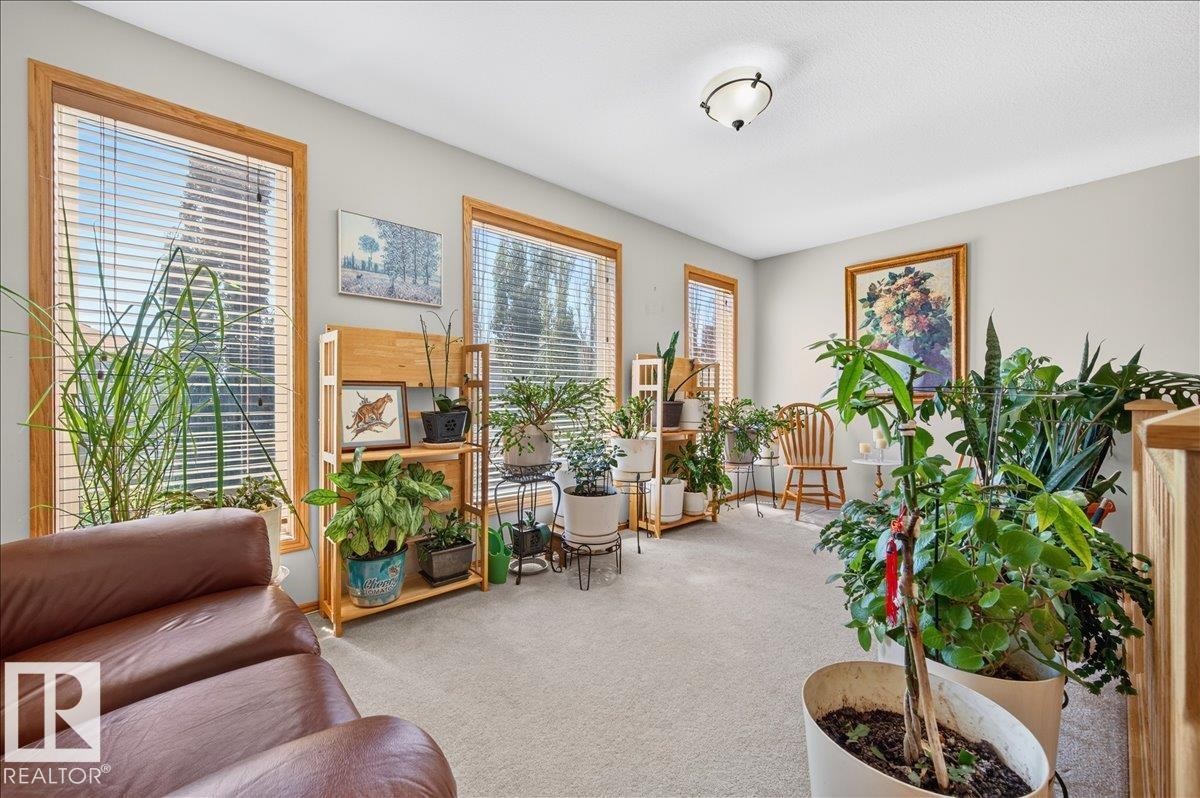 19043 49 Avenue, Edmonton, AB