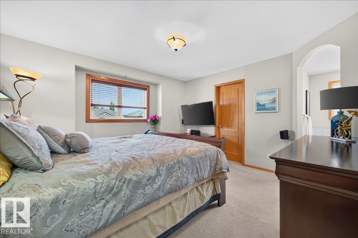 19043 49 Avenue, Edmonton, AB