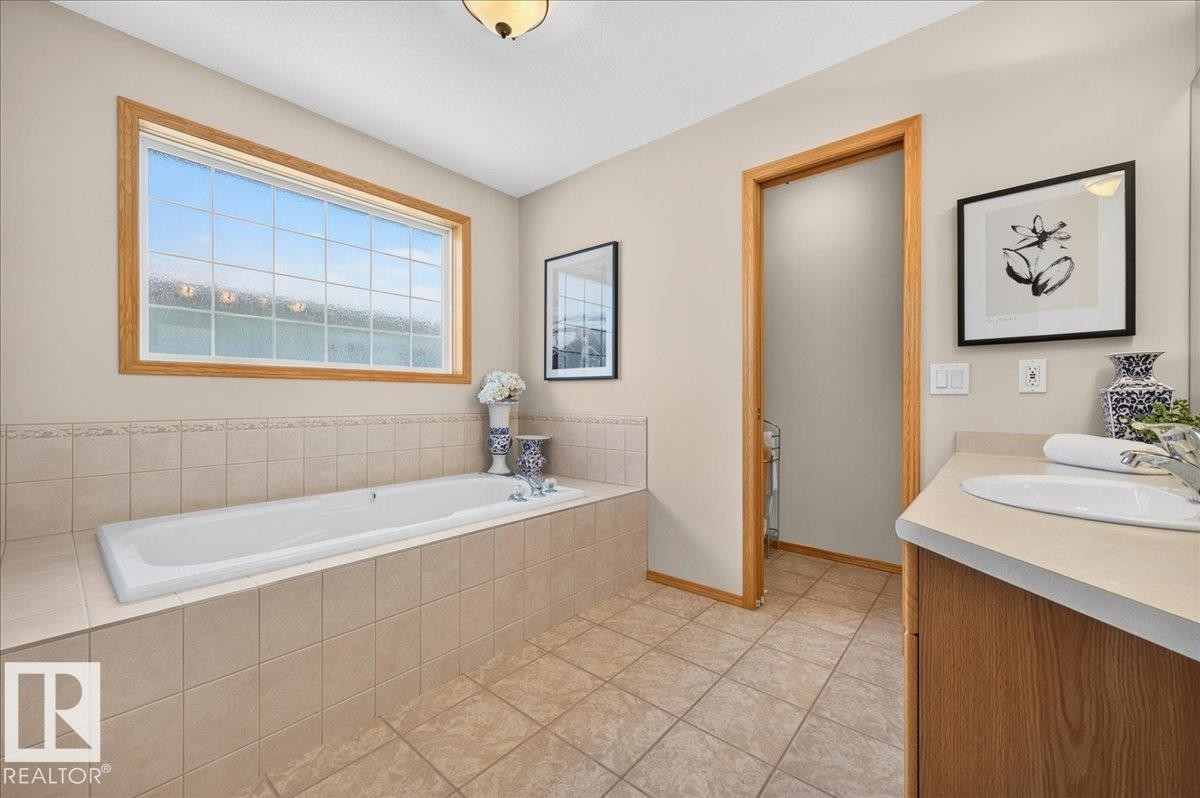 19043 49 Avenue, Edmonton, AB