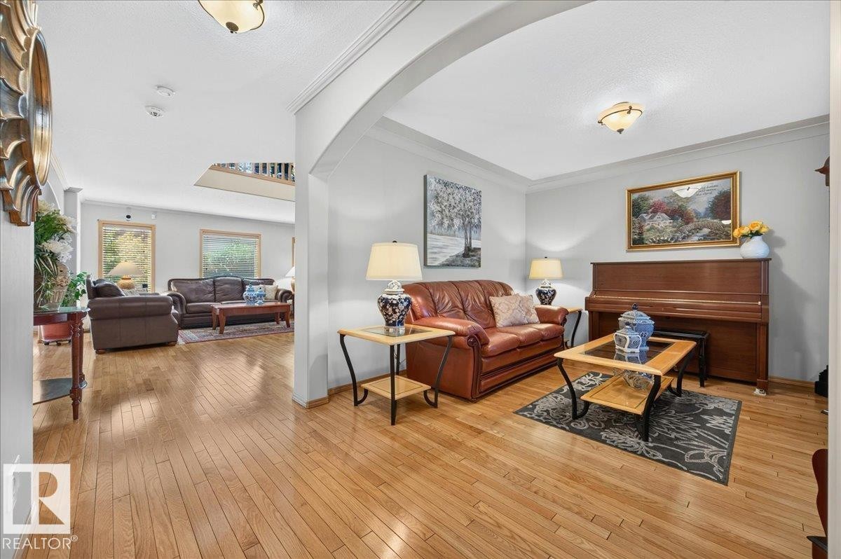 19043 49 Avenue, Edmonton, AB