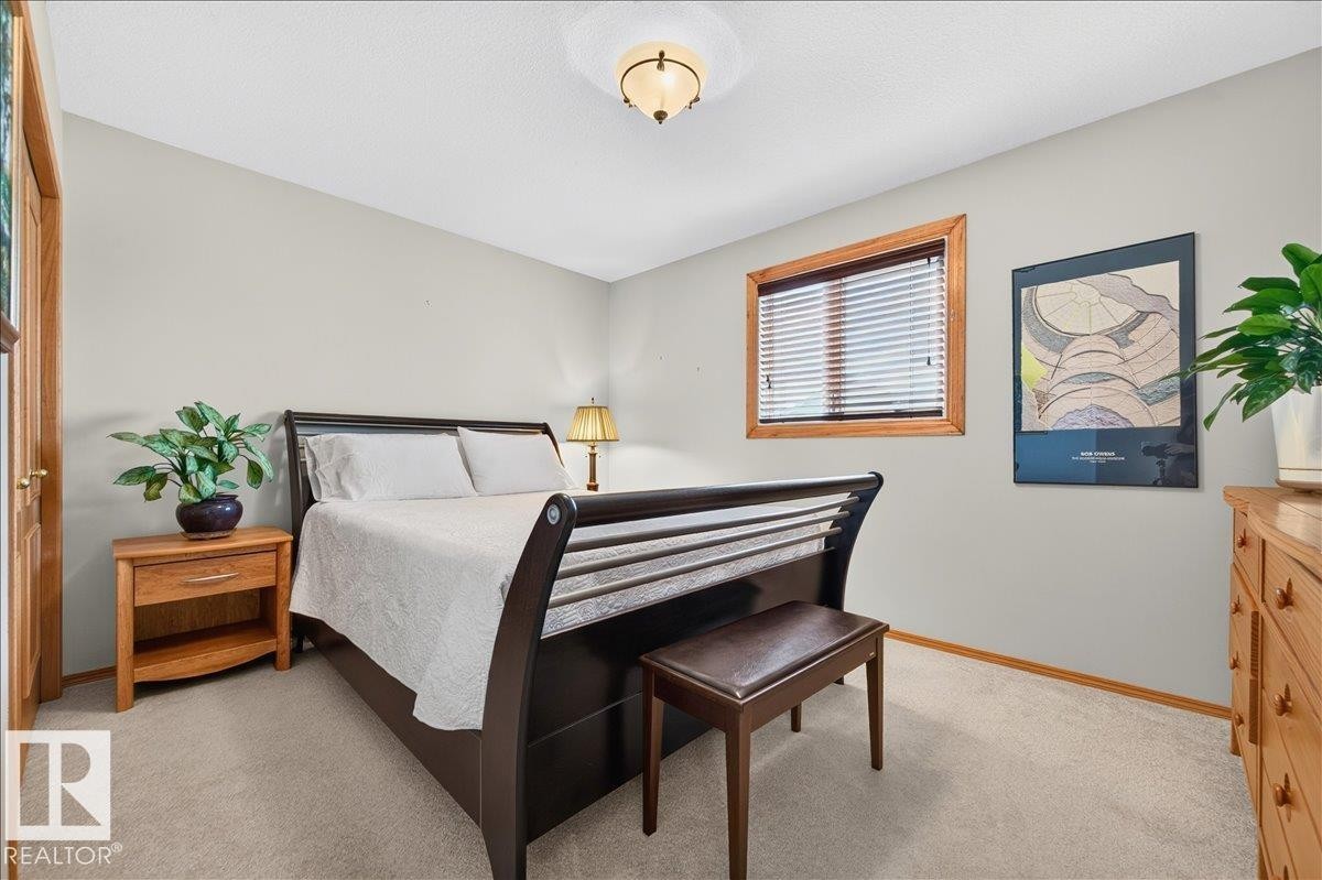 19043 49 Avenue, Edmonton, AB