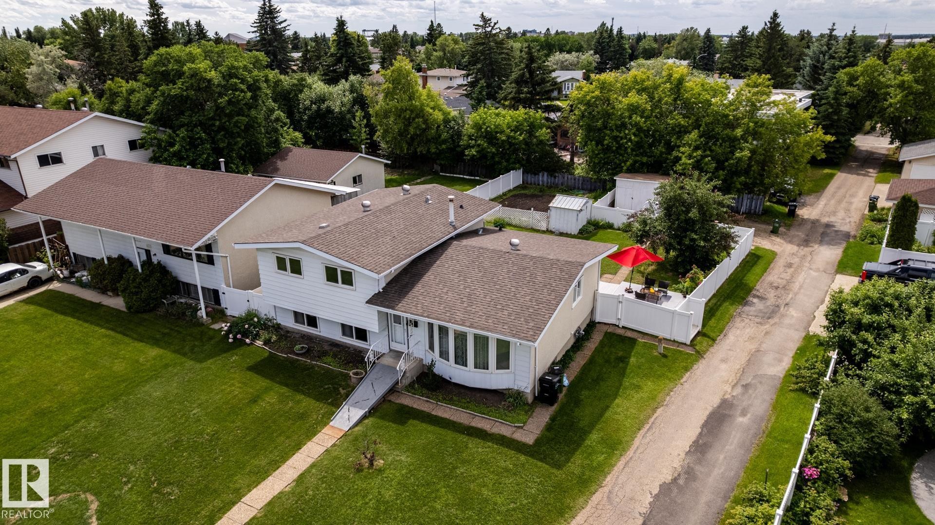 2309 Millbourne Road W, Edmonton, AB
