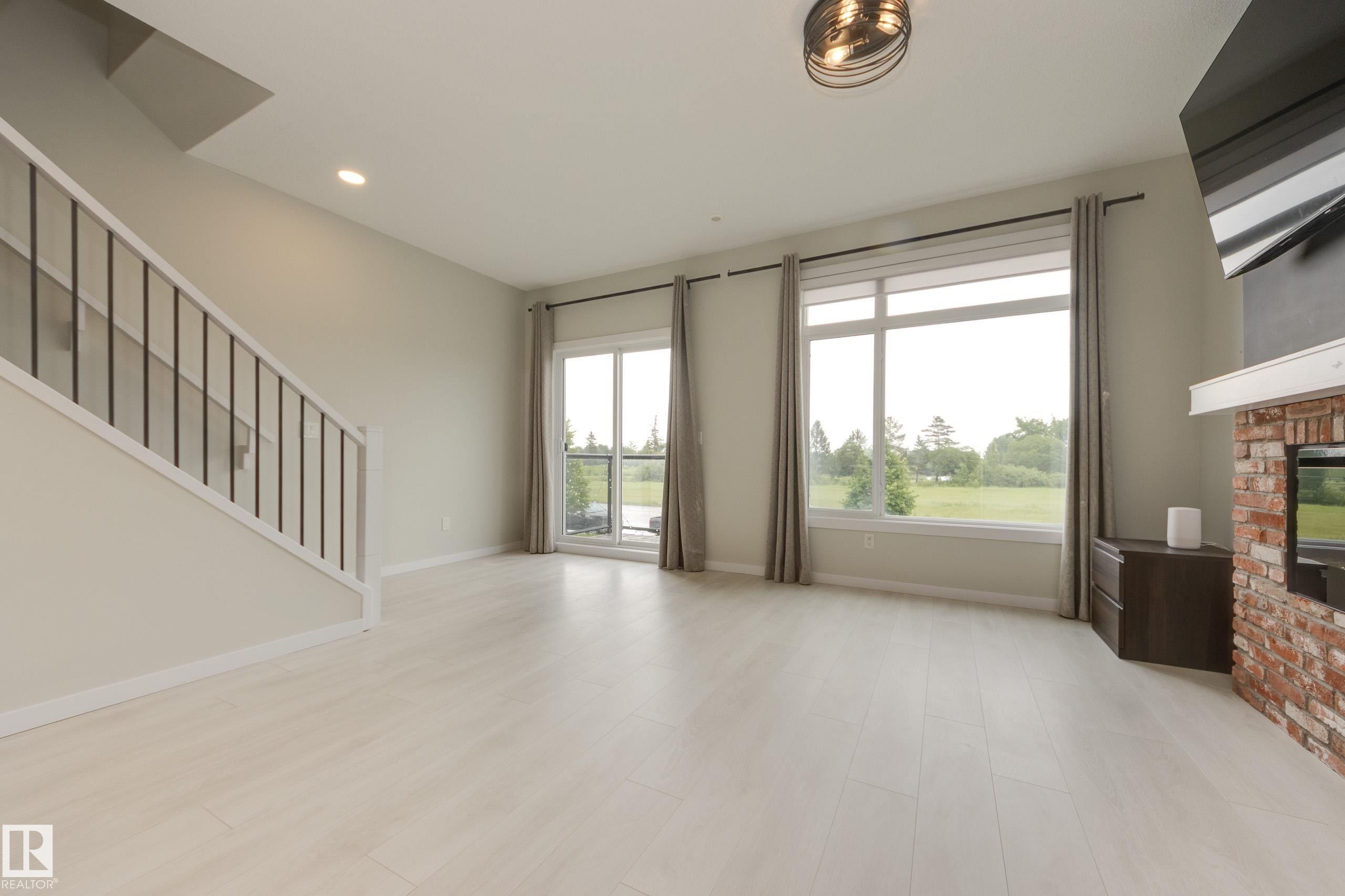75 1010 Rabbit Hill Road, Edmonton, AB