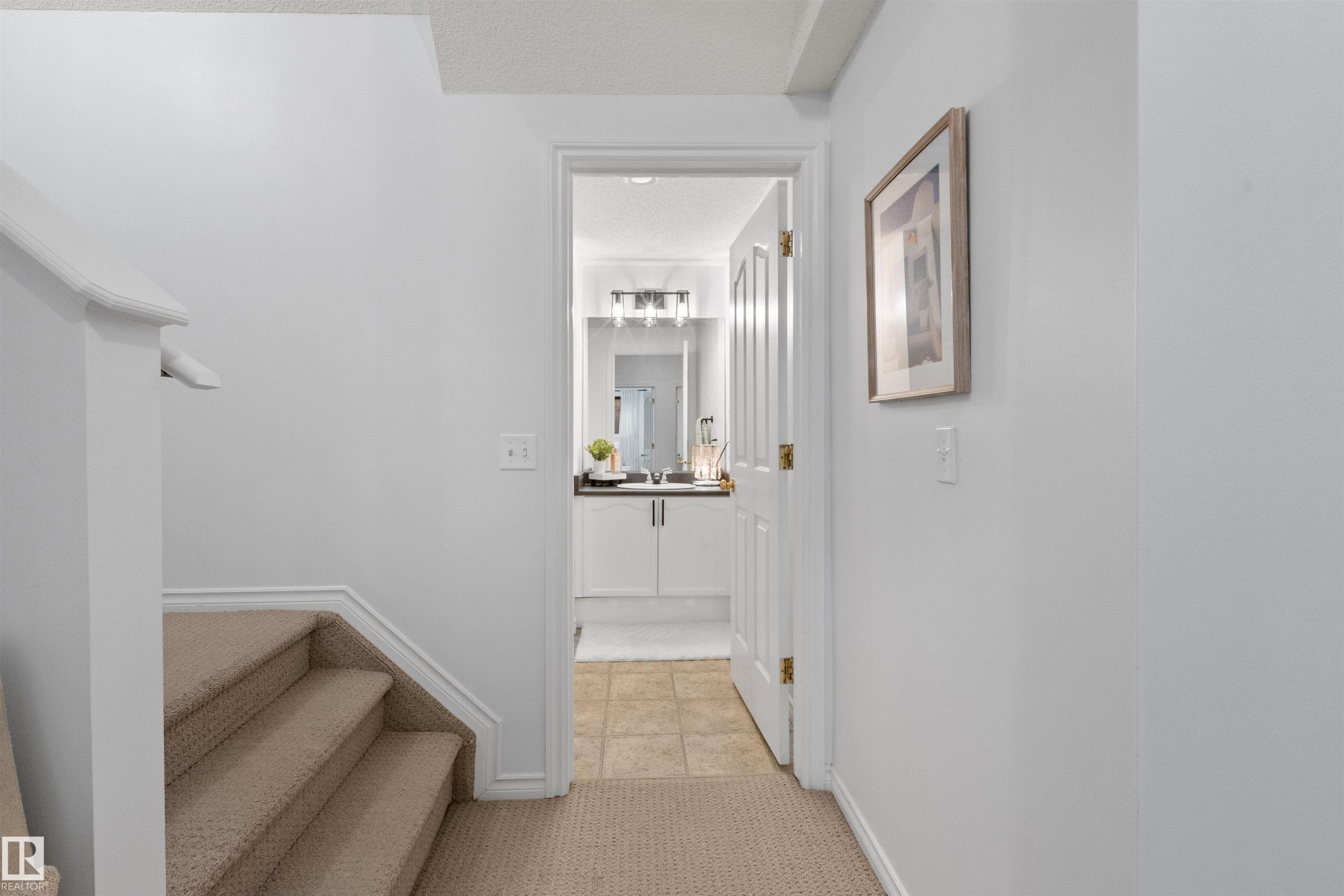 30 3010 33 Avenue, Edmonton, AB