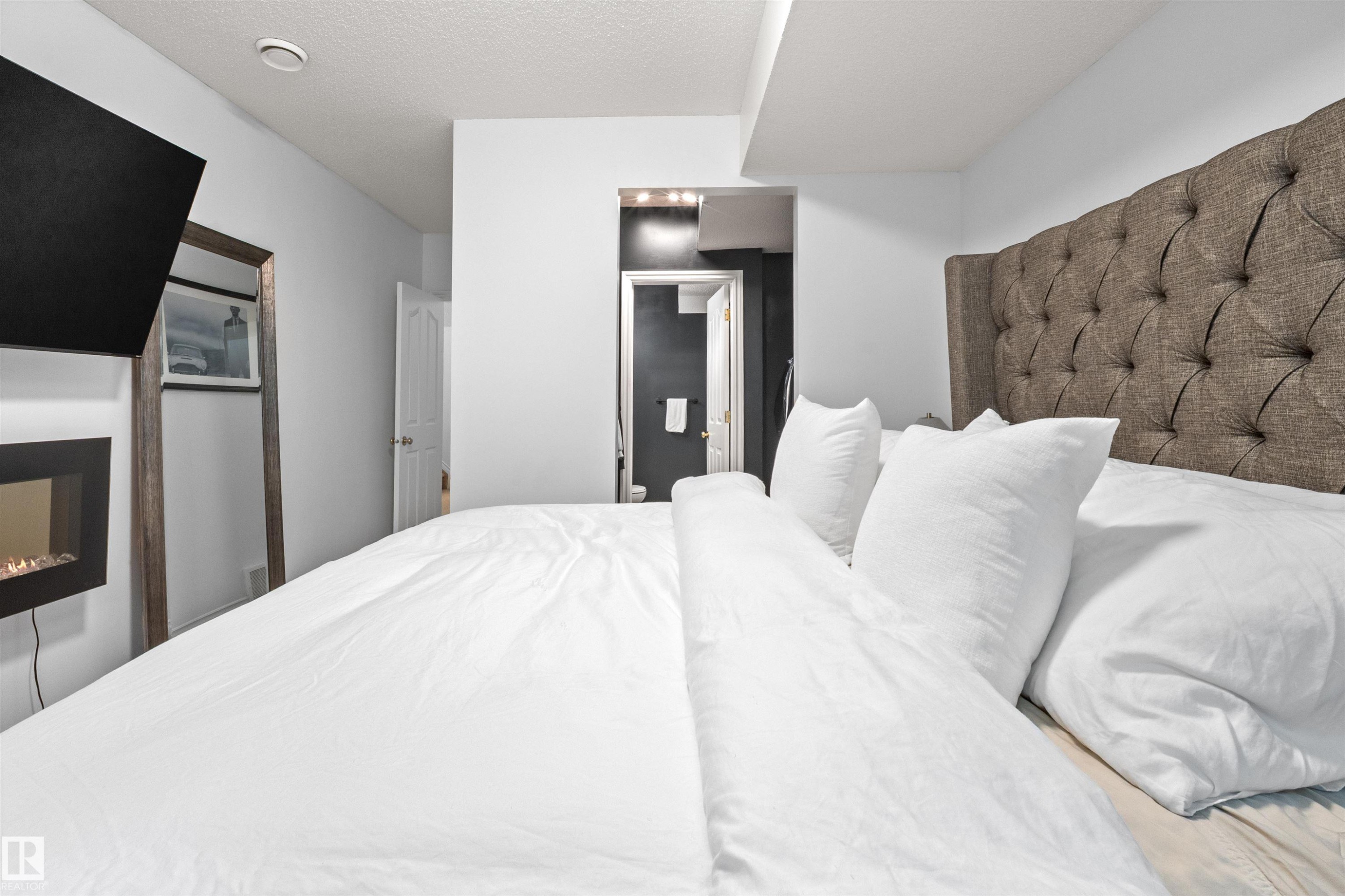 30 3010 33 Avenue, Edmonton, AB