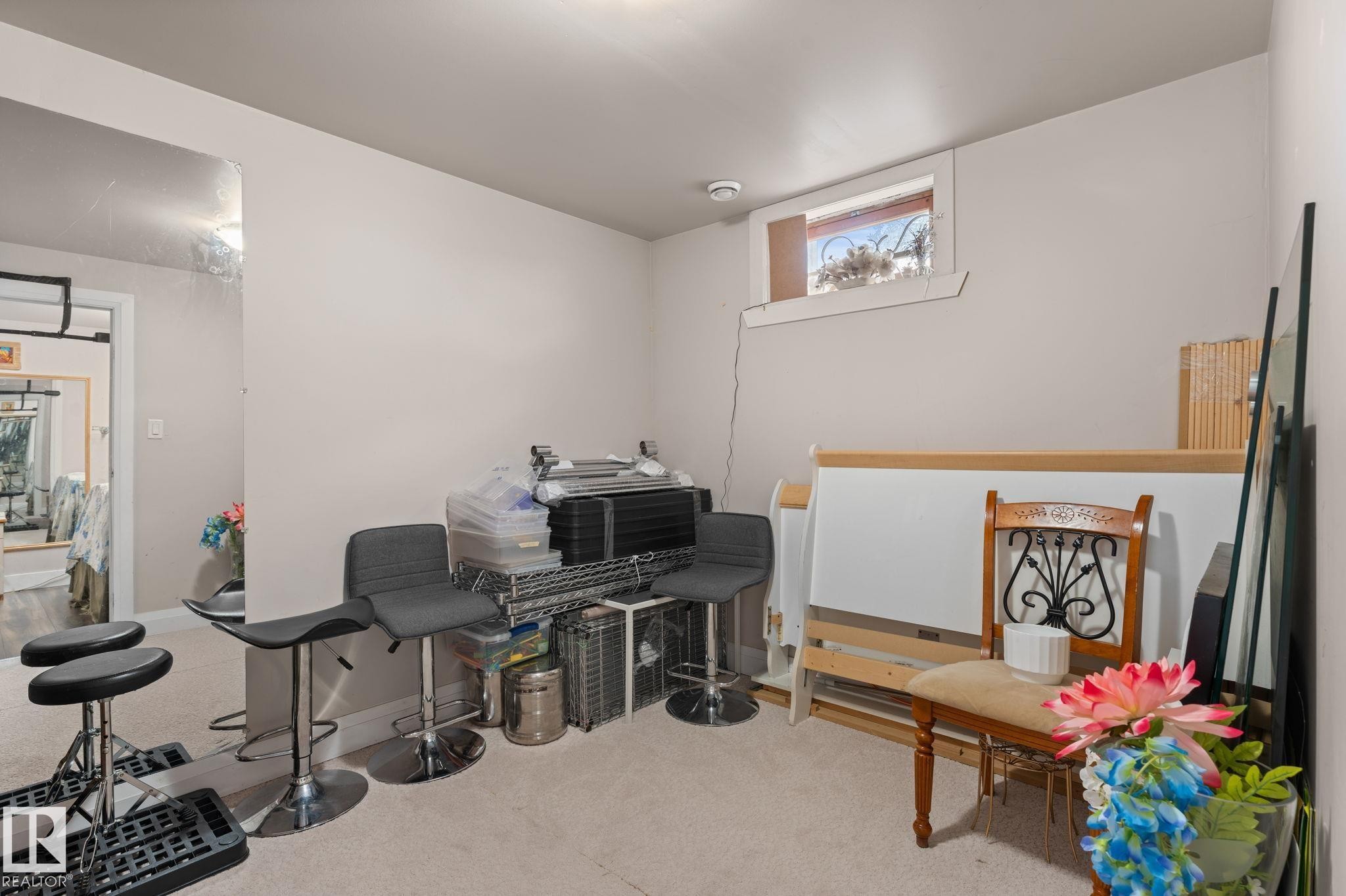 Wall-to-wall carpeting and neutral wall tones - 359 Northgate Terrace, Edmonton, AB