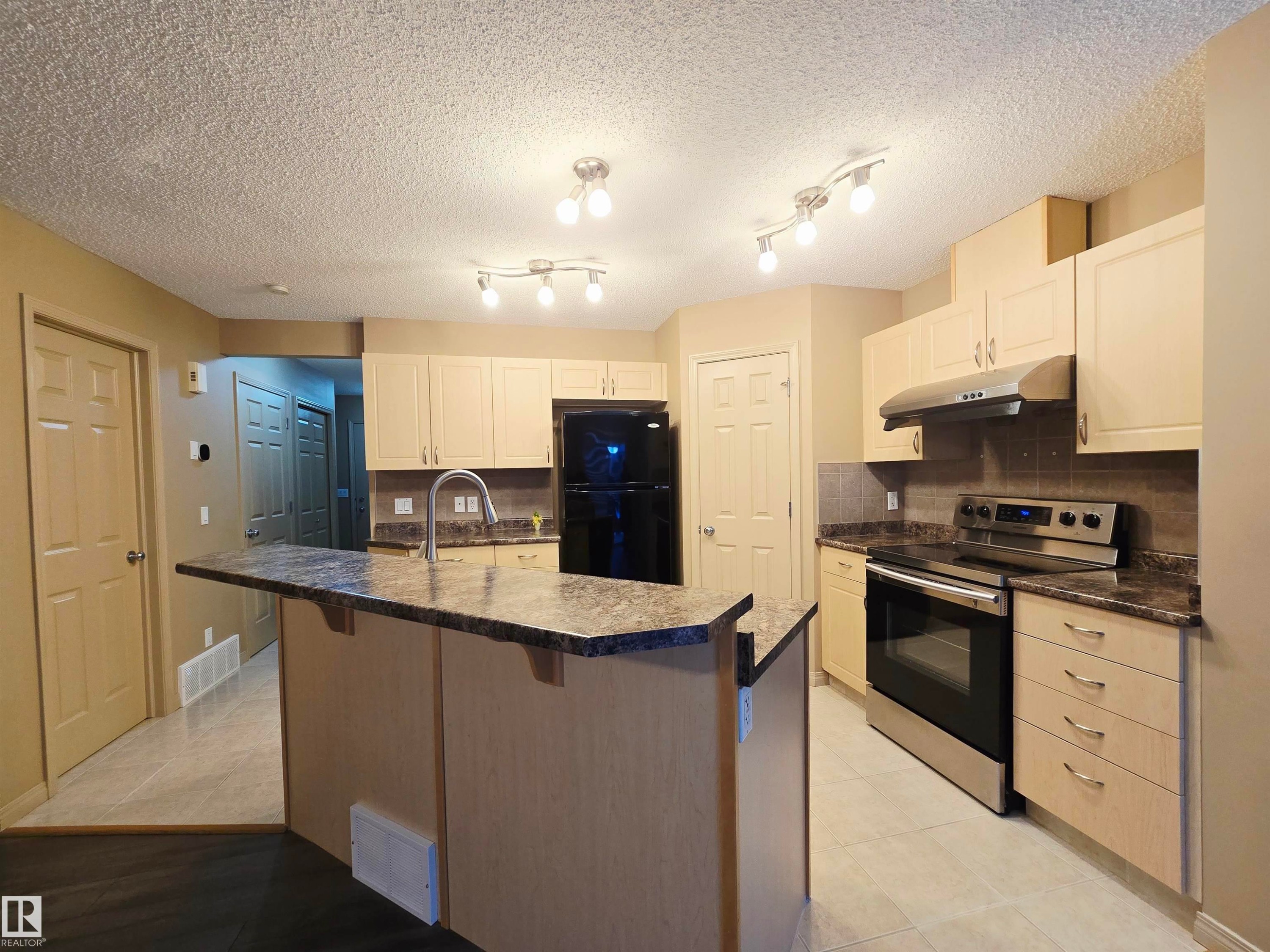 60 1128 156 Street, Edmonton, AB