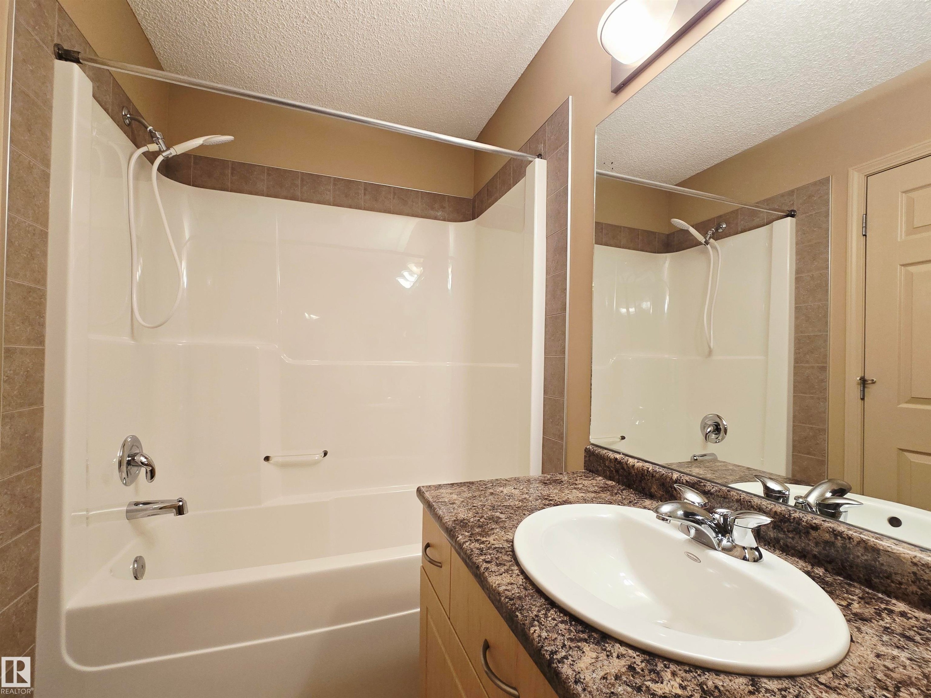 60 1128 156 Street, Edmonton, AB