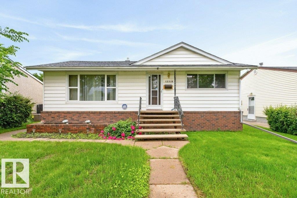 12316 129 Street Nw, Edmonton, AB