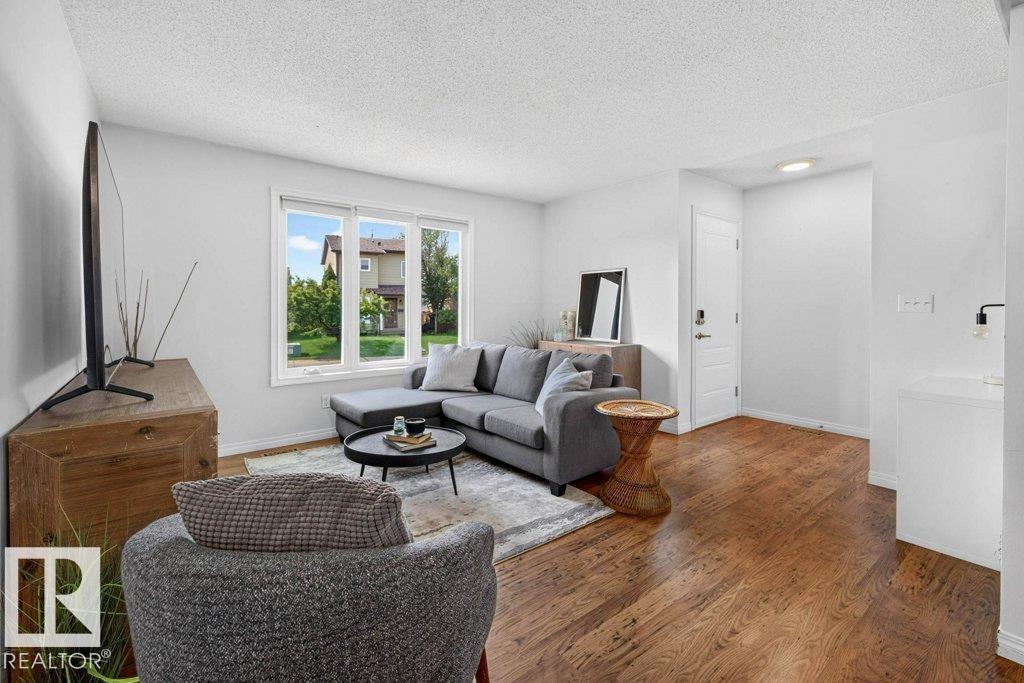 3610 42 Avenue, Edmonton, AB