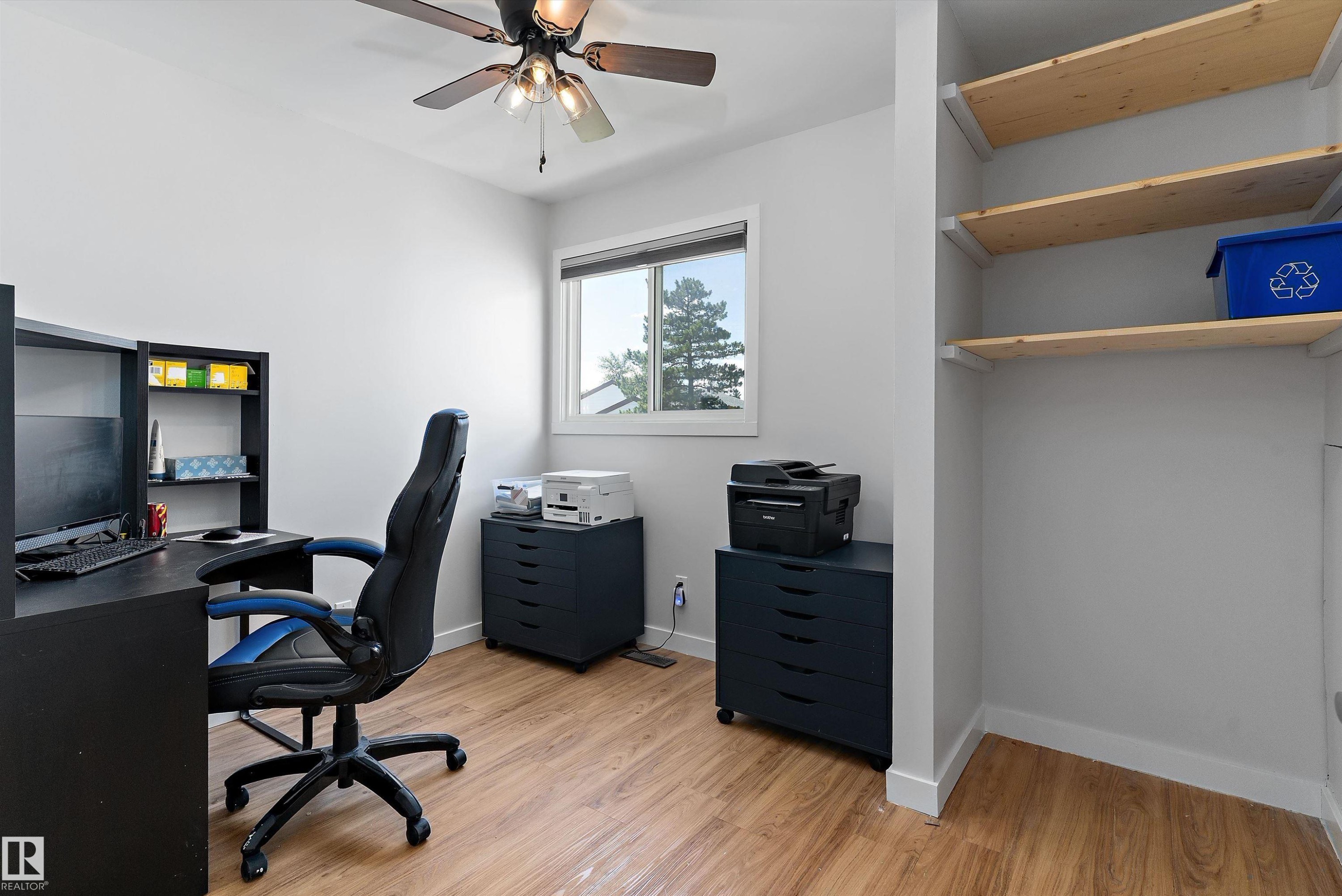 14F Twin Terrace, Edmonton, AB