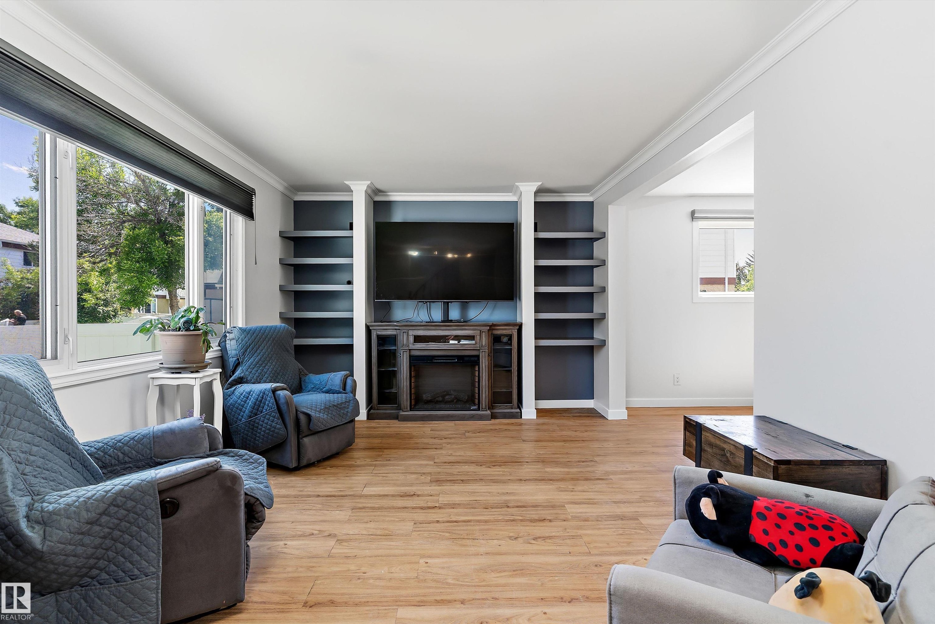 14F Twin Terrace, Edmonton, AB