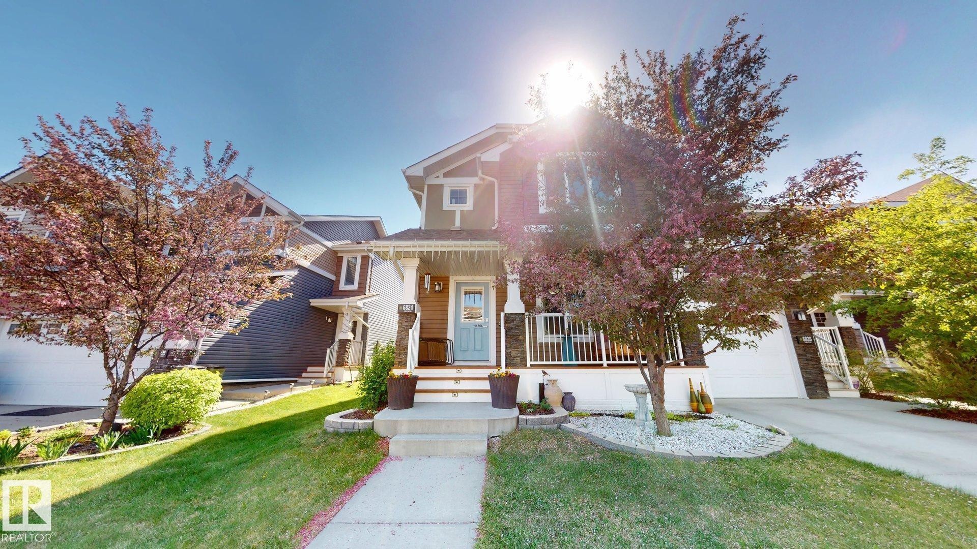 6824 Evans Wynd Nw, Edmonton, AB - Outdoor With Facade