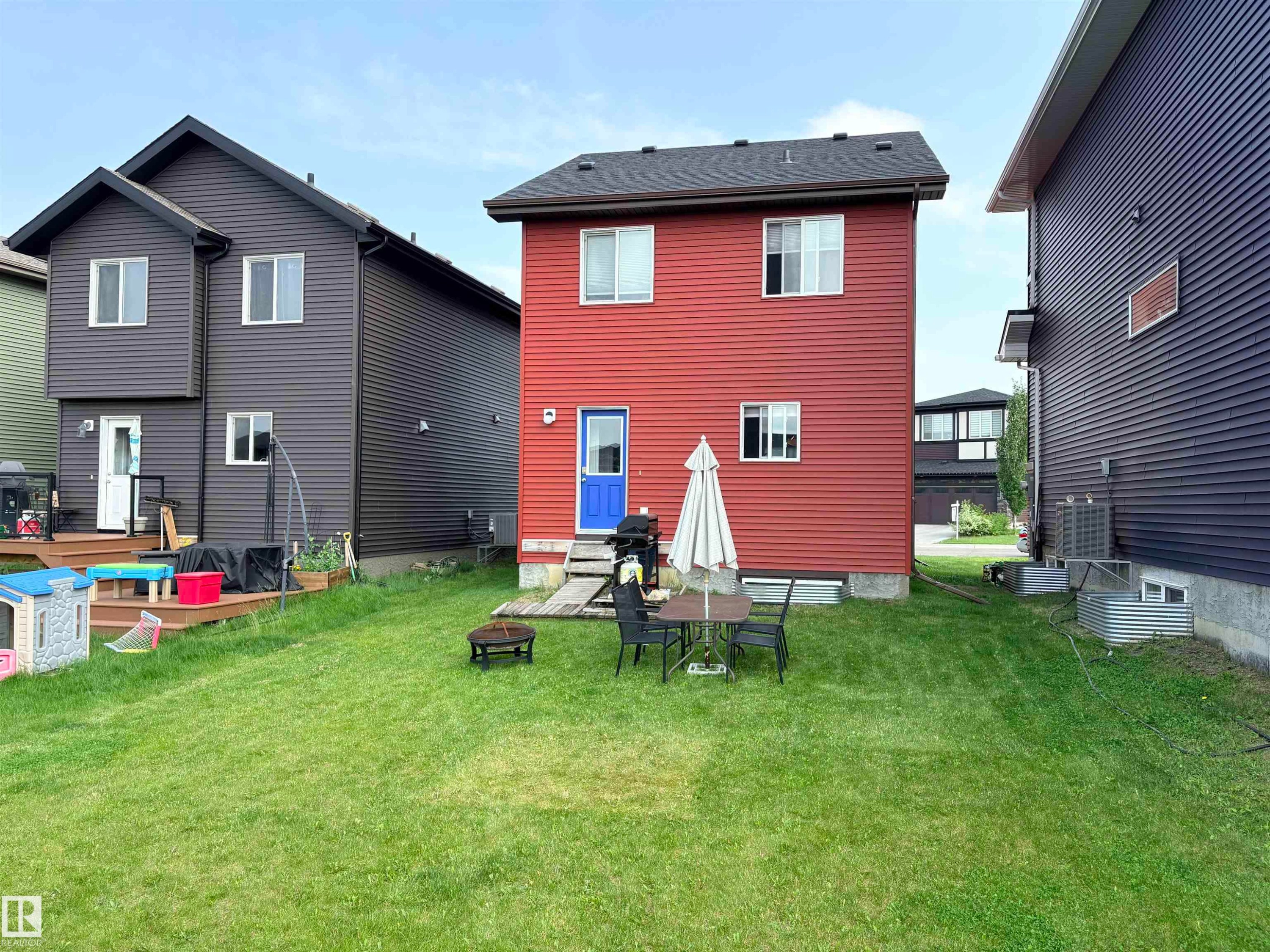 Back house - 2424 Wonnacott Court, Edmonton, AB
