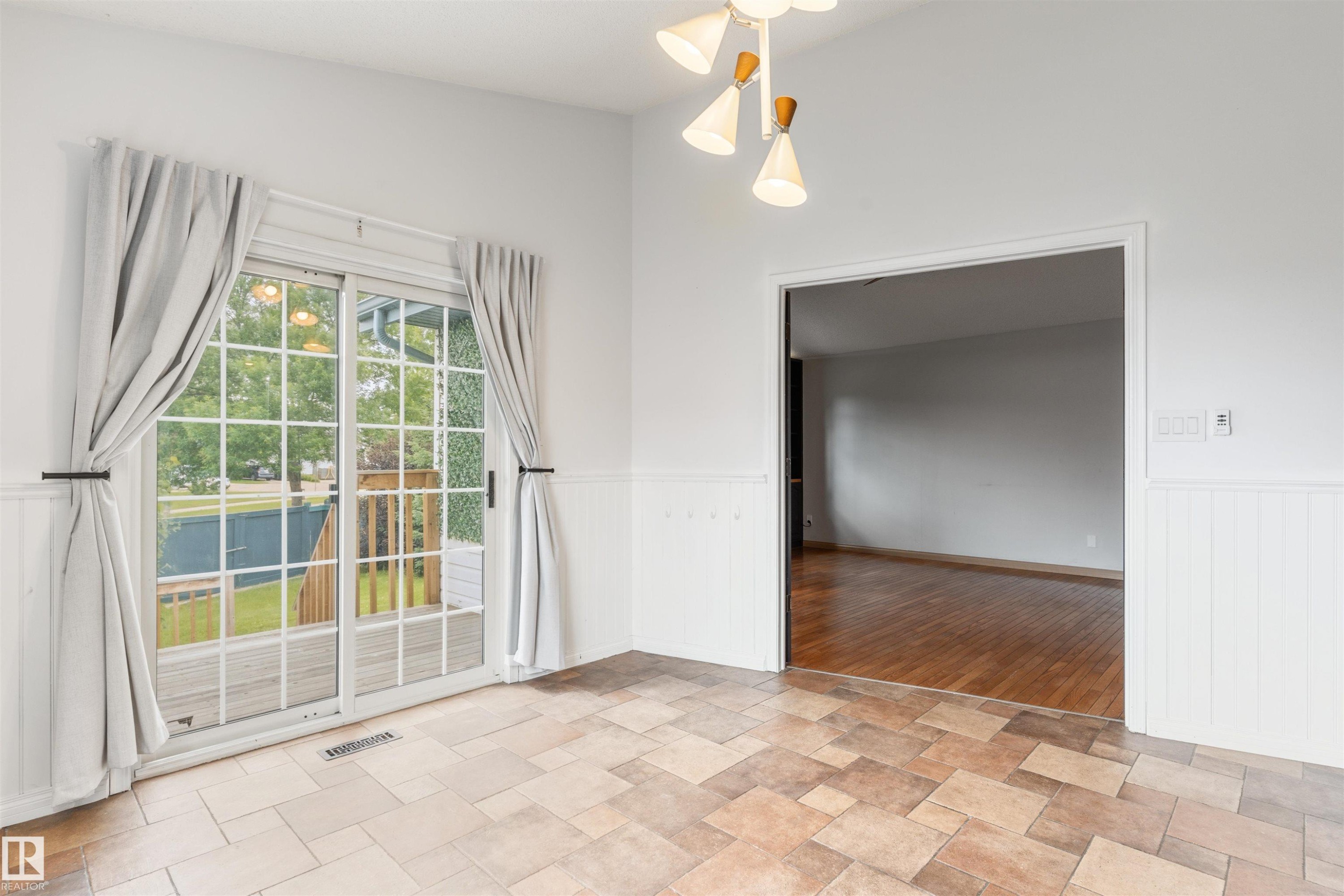 421 Blackburn Drive E, Edmonton, AB