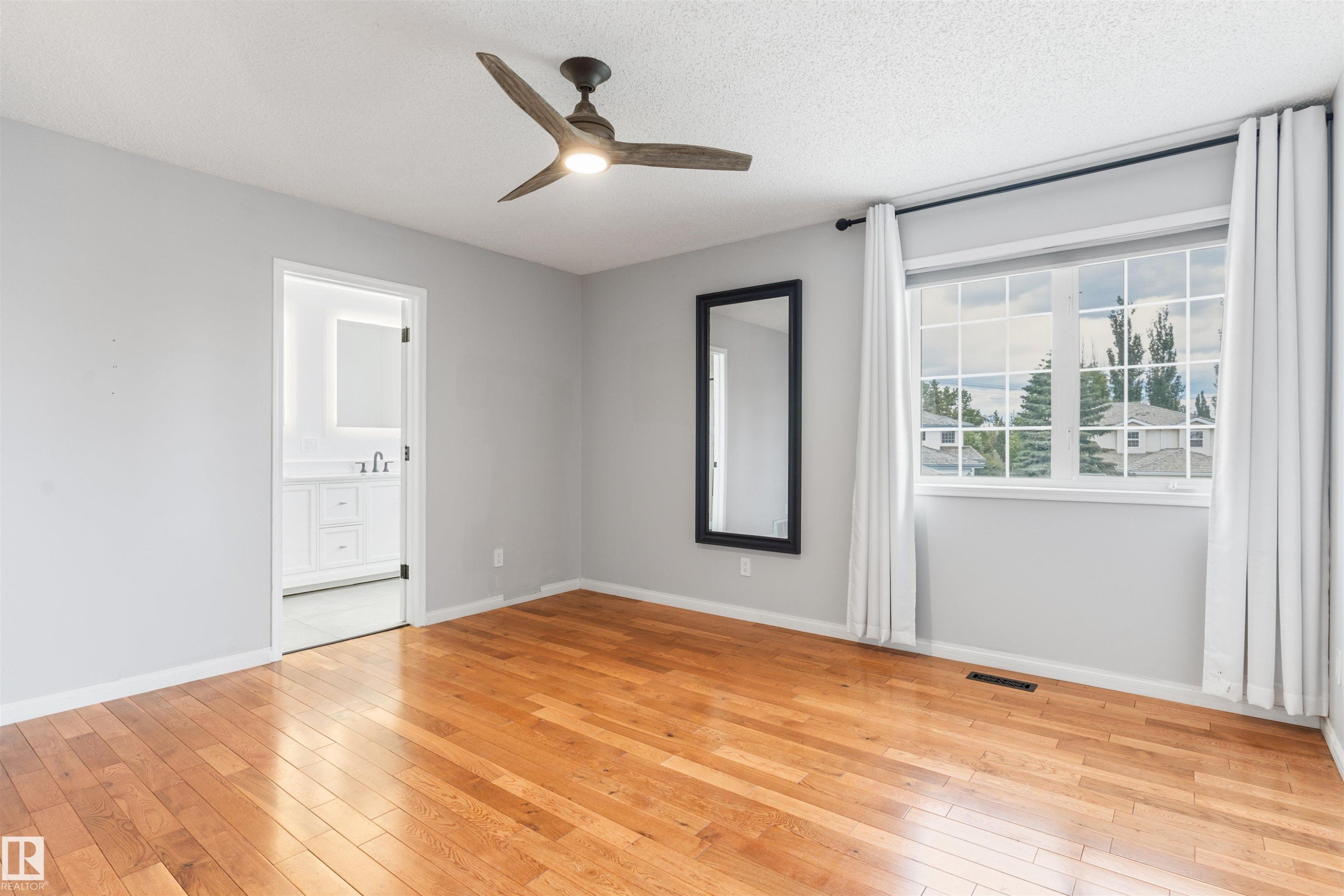 421 Blackburn Drive E, Edmonton, AB