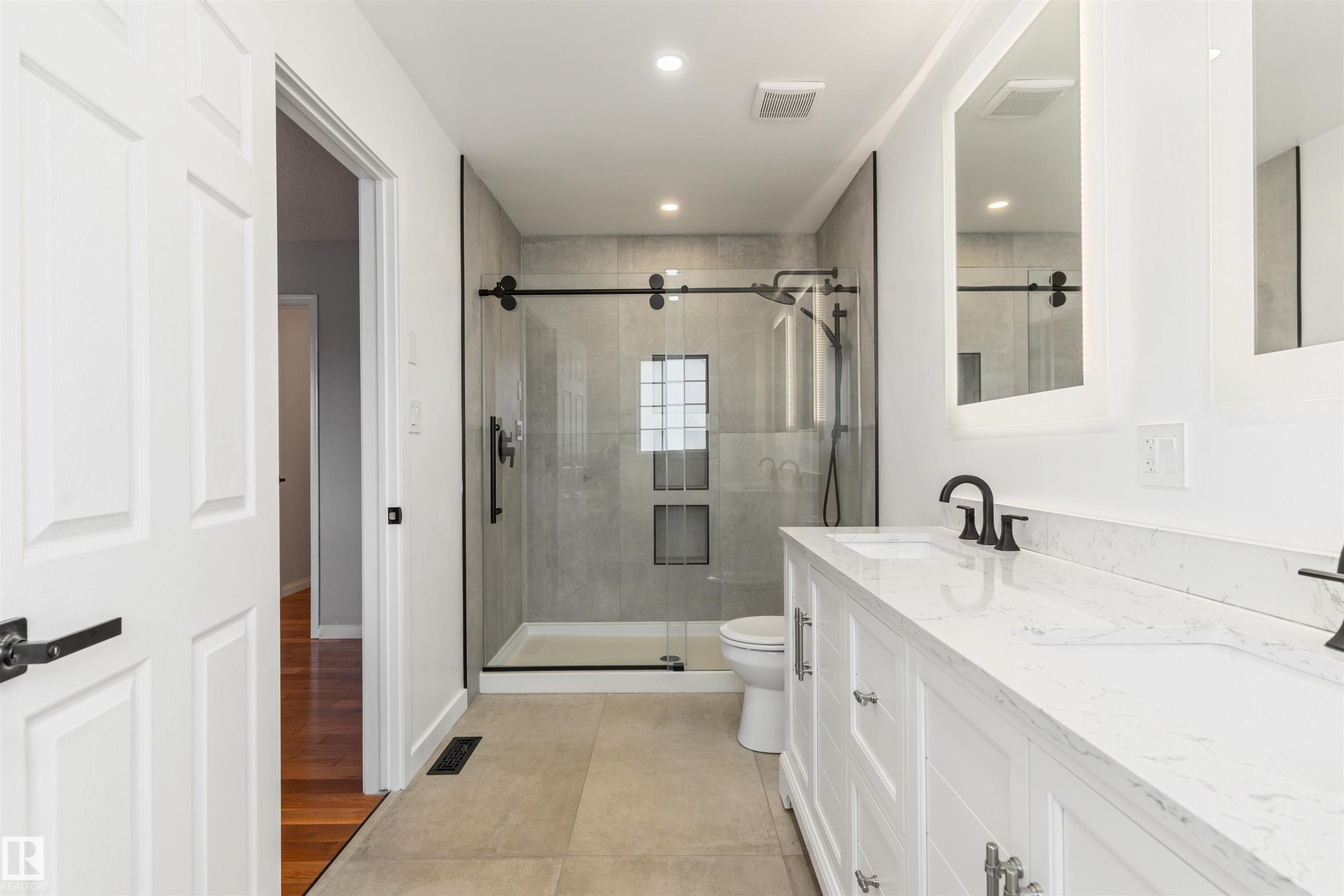 421 Blackburn Drive E, Edmonton, AB