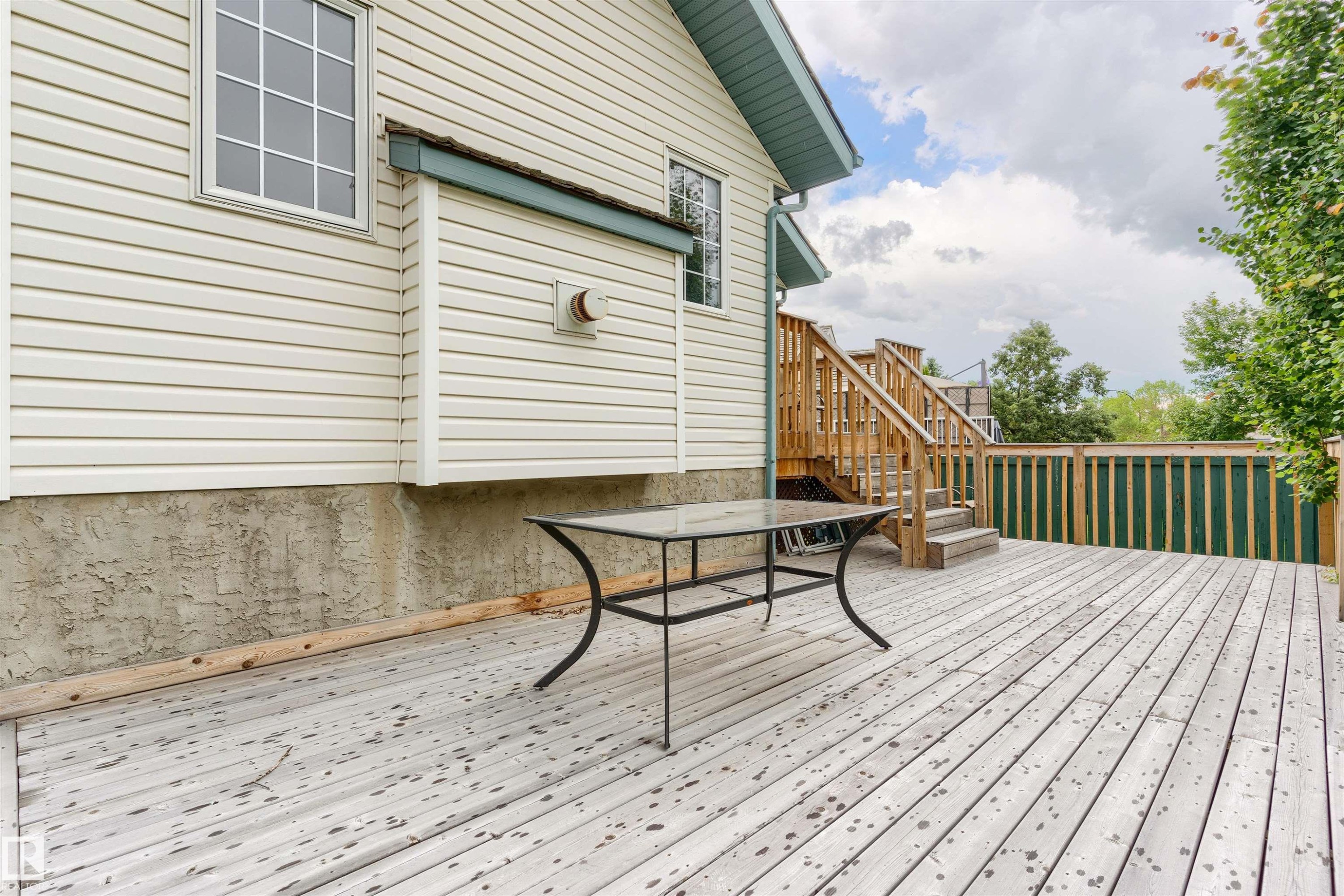 421 Blackburn Drive E, Edmonton, AB