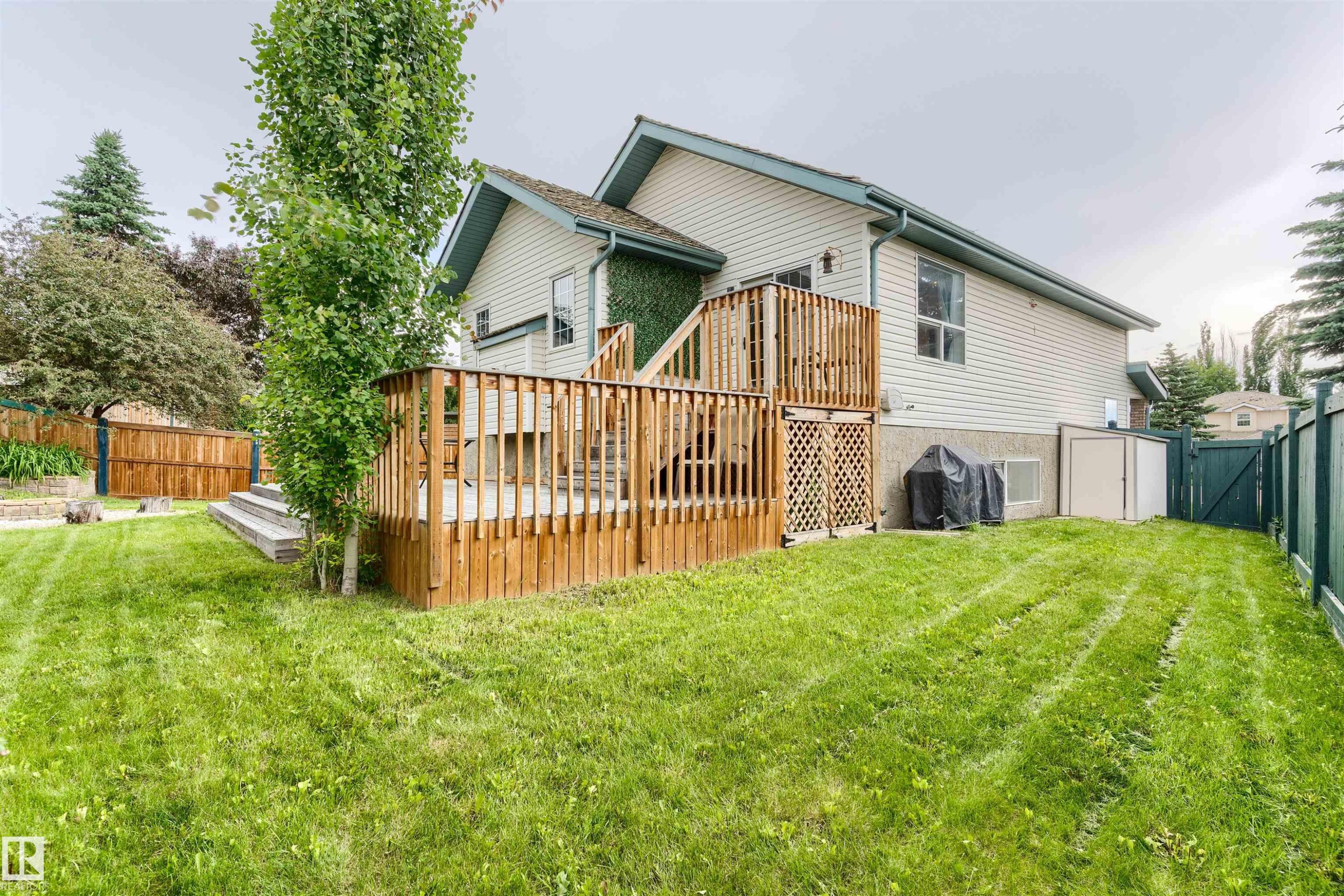 421 Blackburn Drive E, Edmonton, AB