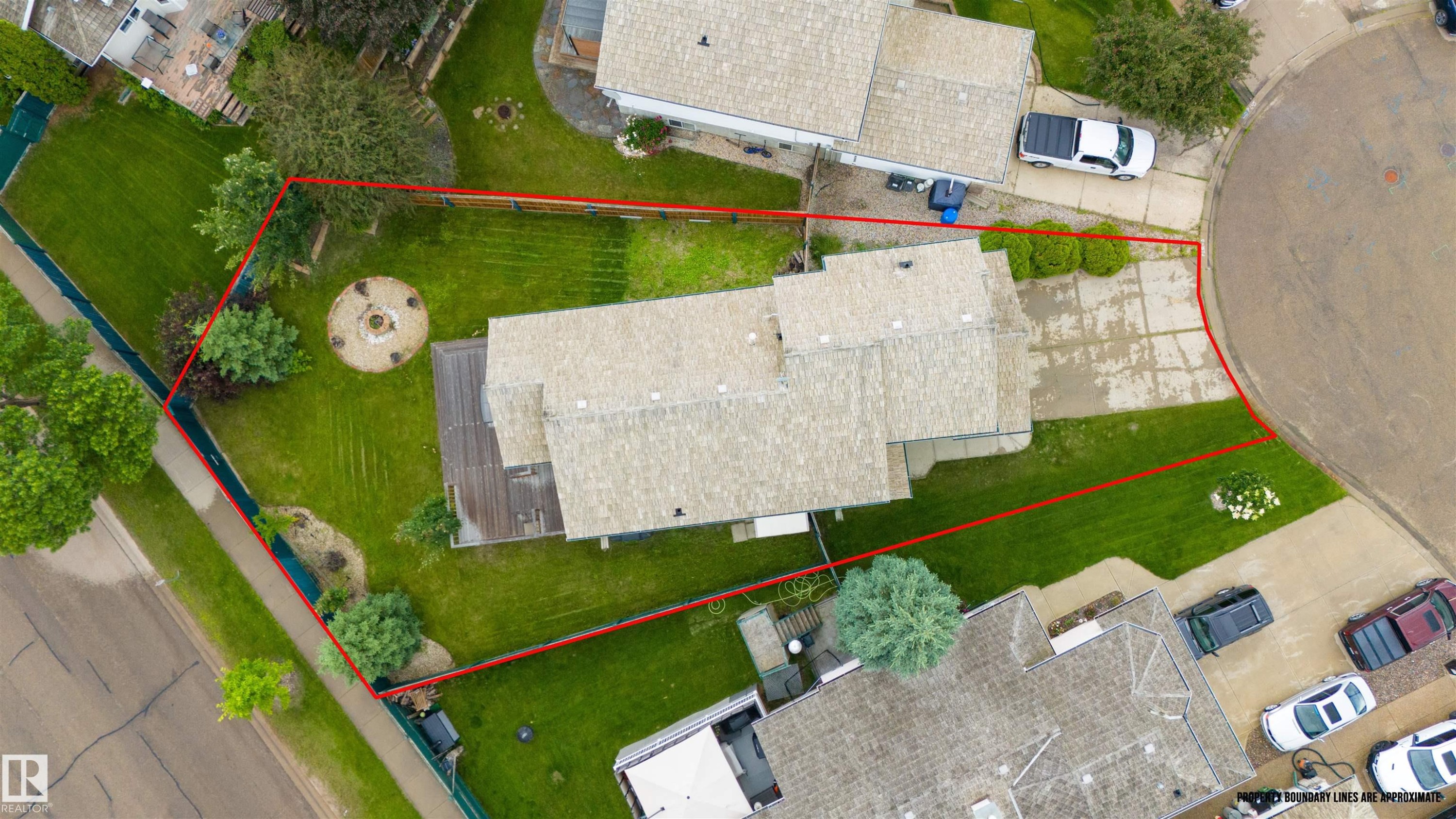 421 Blackburn Drive E, Edmonton, AB