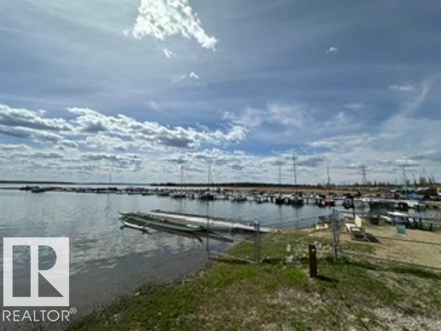 5013 53 Avenue, Wabamun, AB