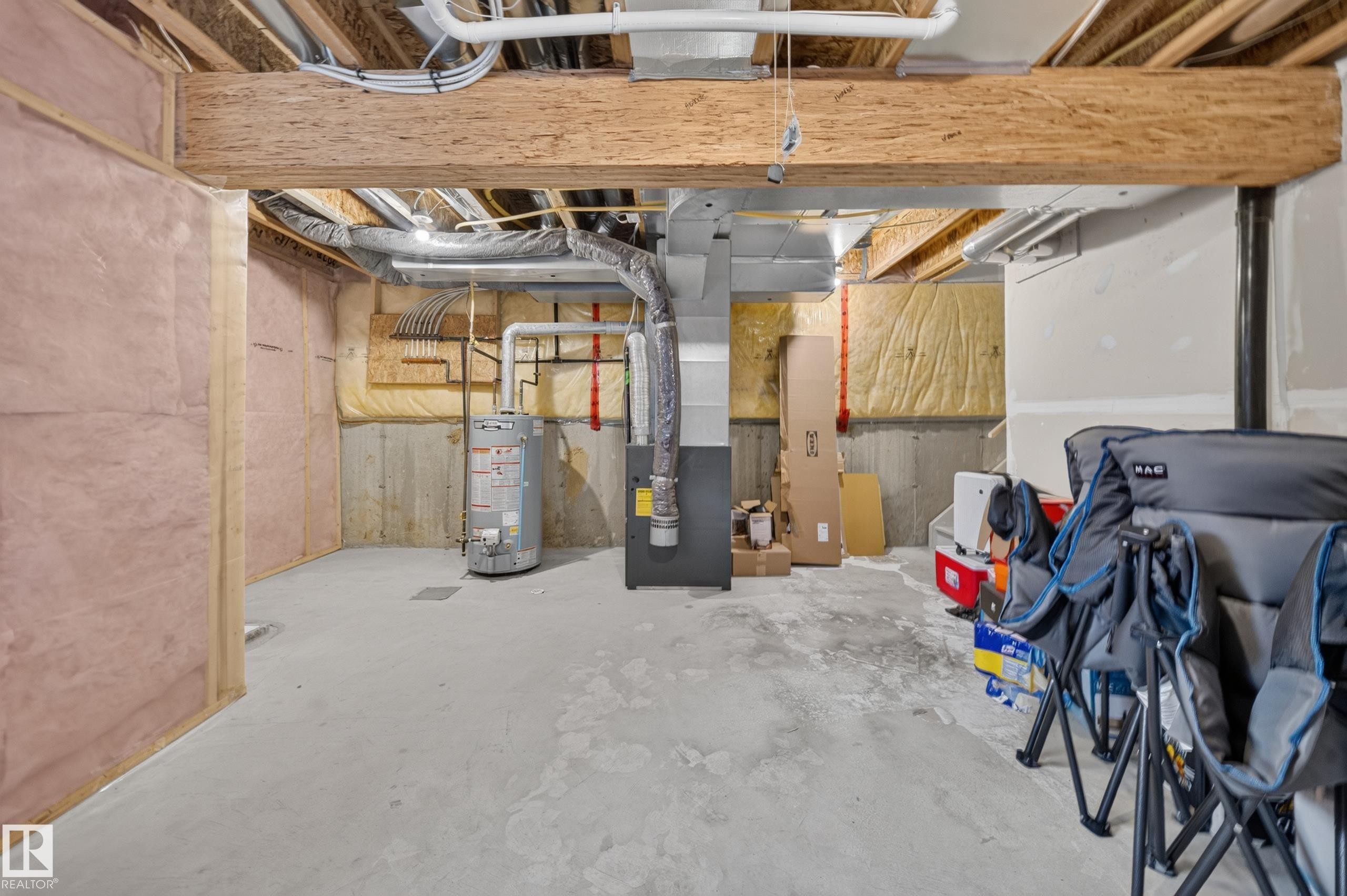 #32 12050 17 Av Sw, Edmonton, AB - Indoor Photo Showing Basement
