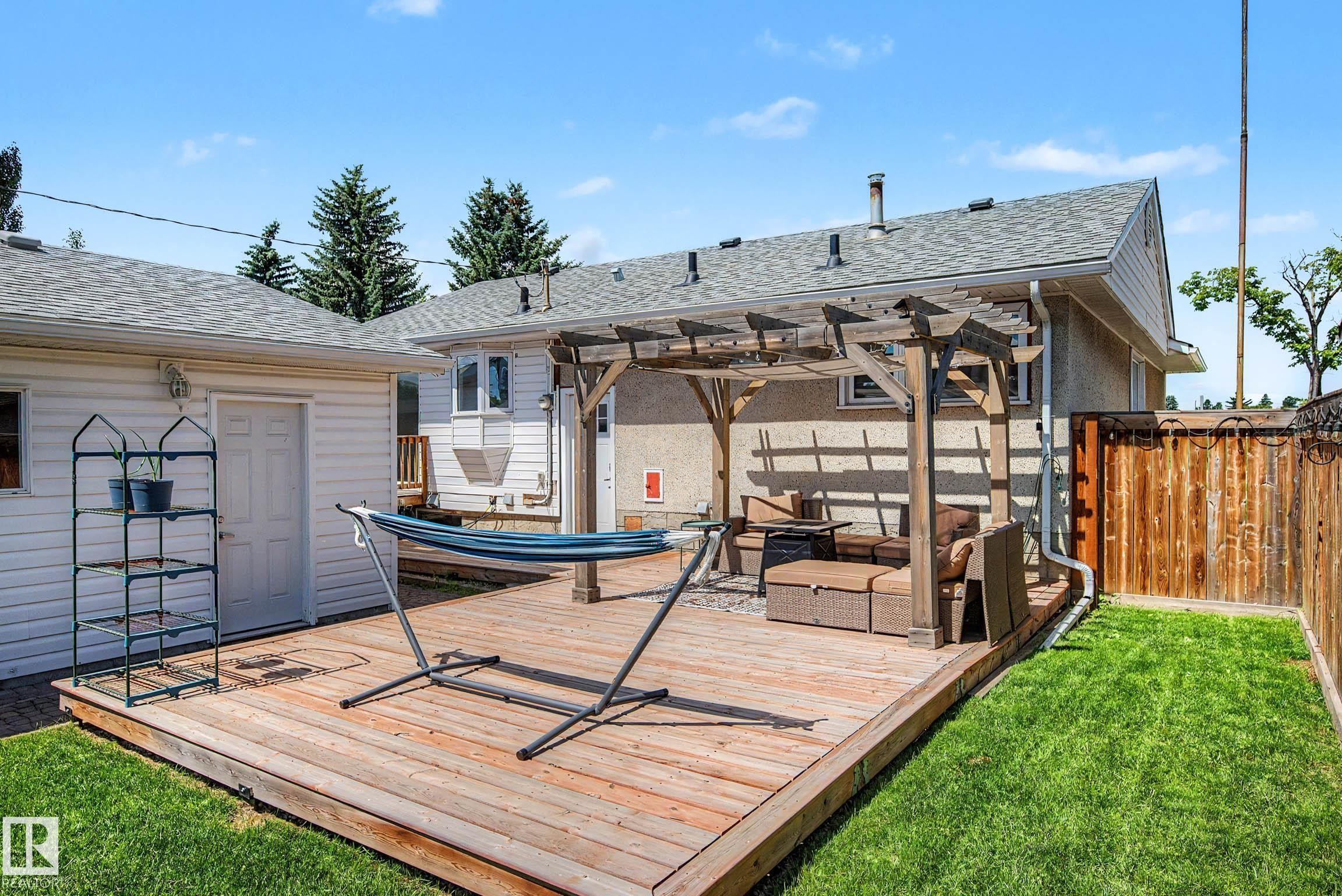 5407 106 Avenue Nw, Edmonton, AB - Outdoor With Deck Patio Veranda With Exterior