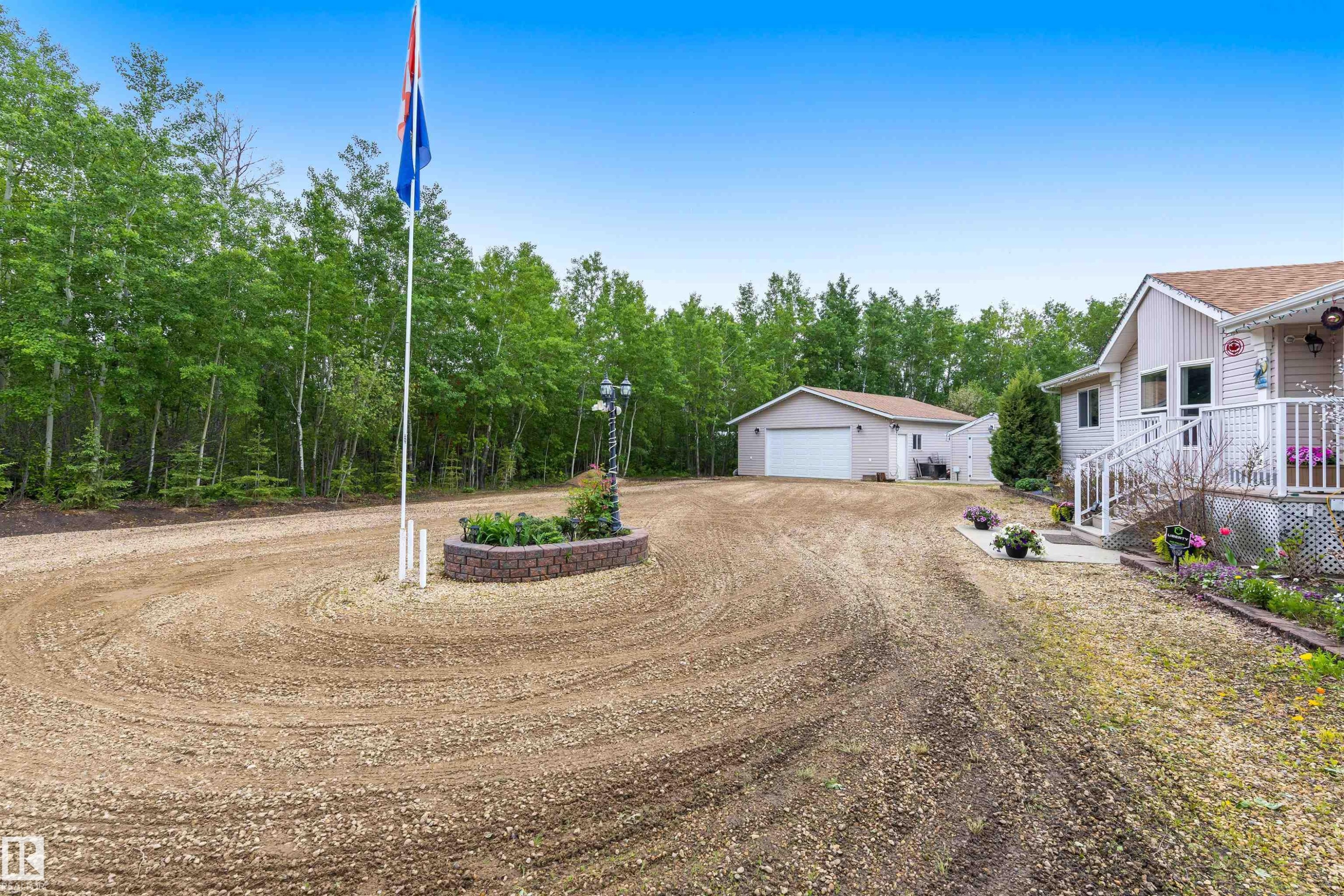 4901 48 Avenue, Busby, AB