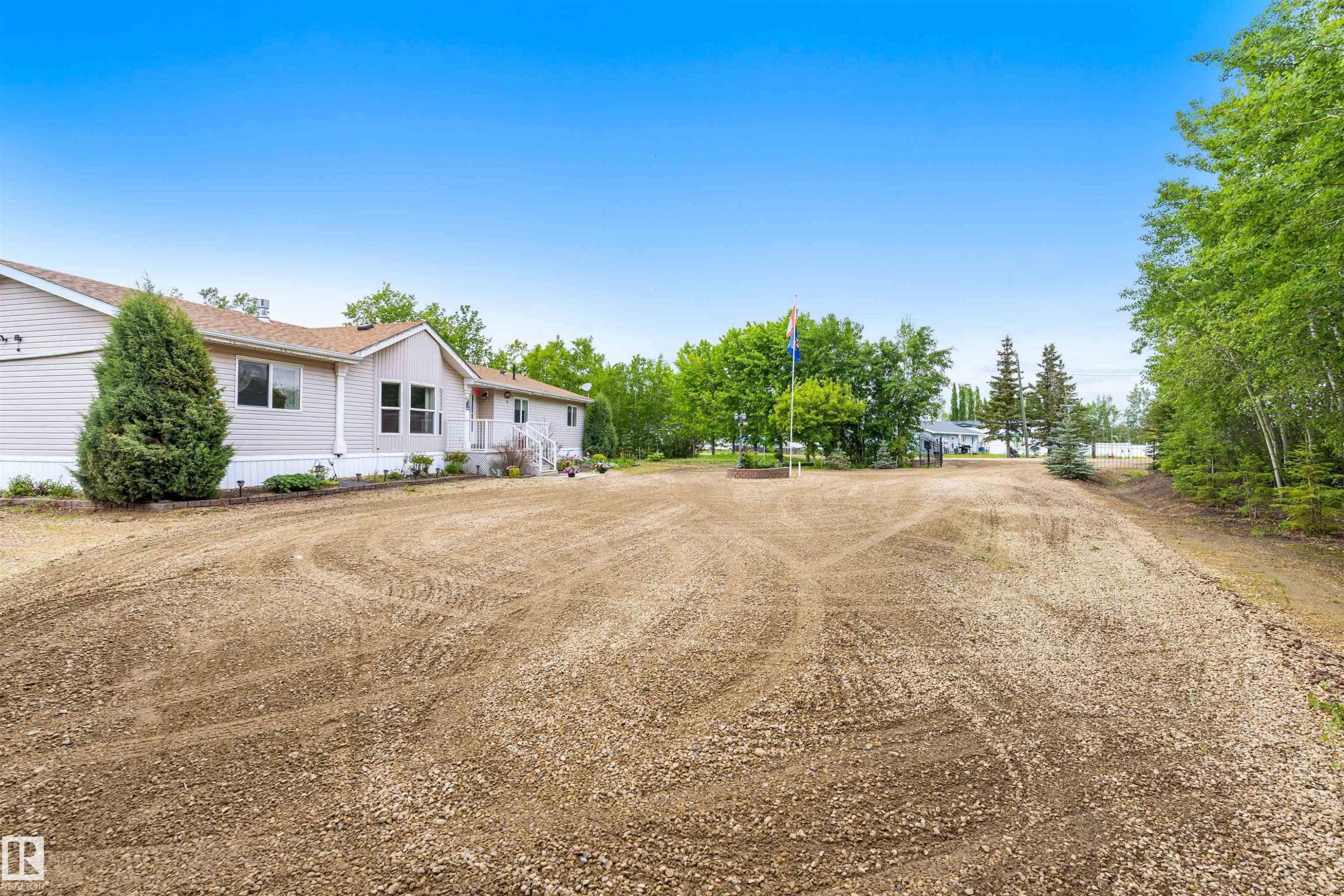 4901 48 Avenue, Busby, AB